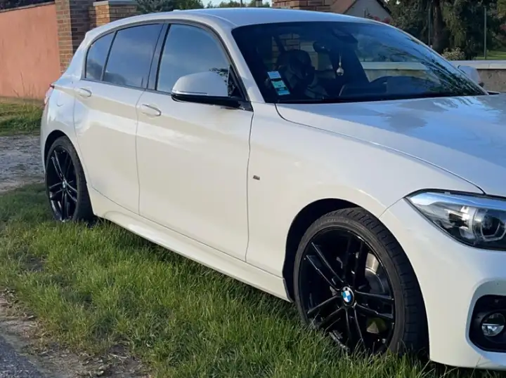 BMW 120 