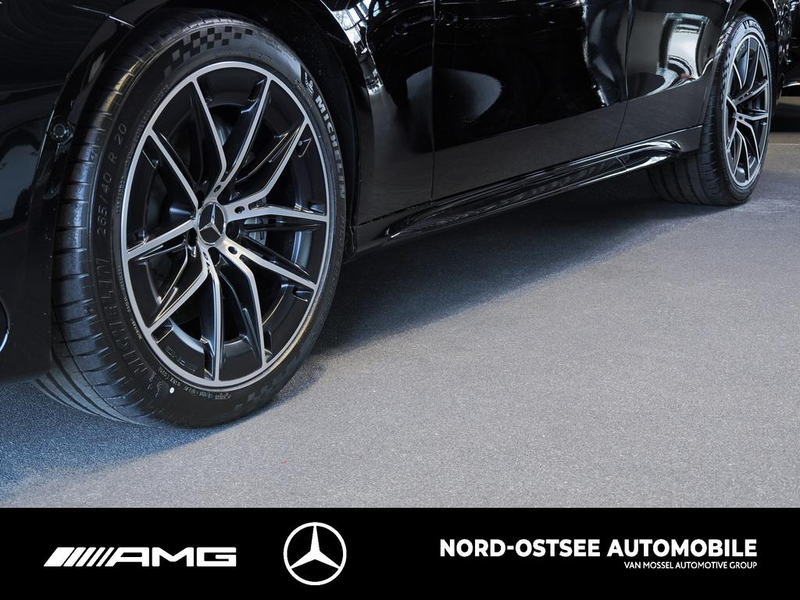 Mercedes-Benz E 53 AMG Hybr 4m+ T NIGHT-II PANO AHK 20-ZOLL — photo 3