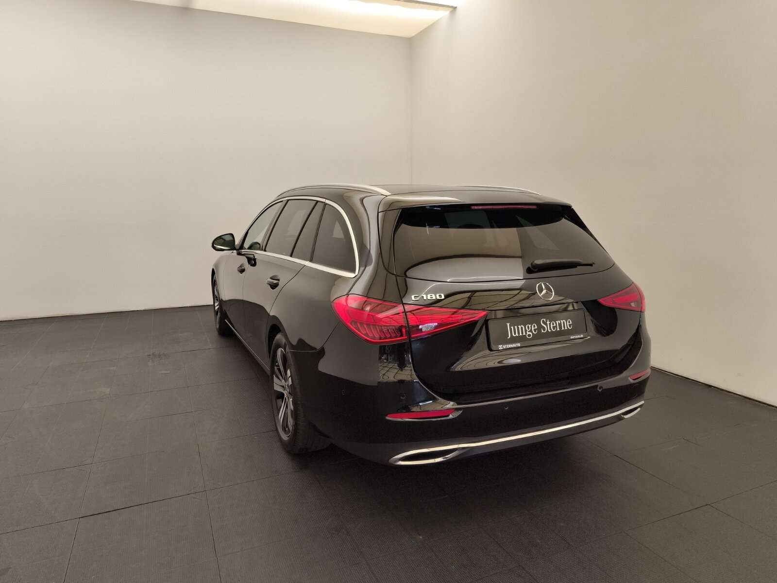 Mercedes-Benz C 180