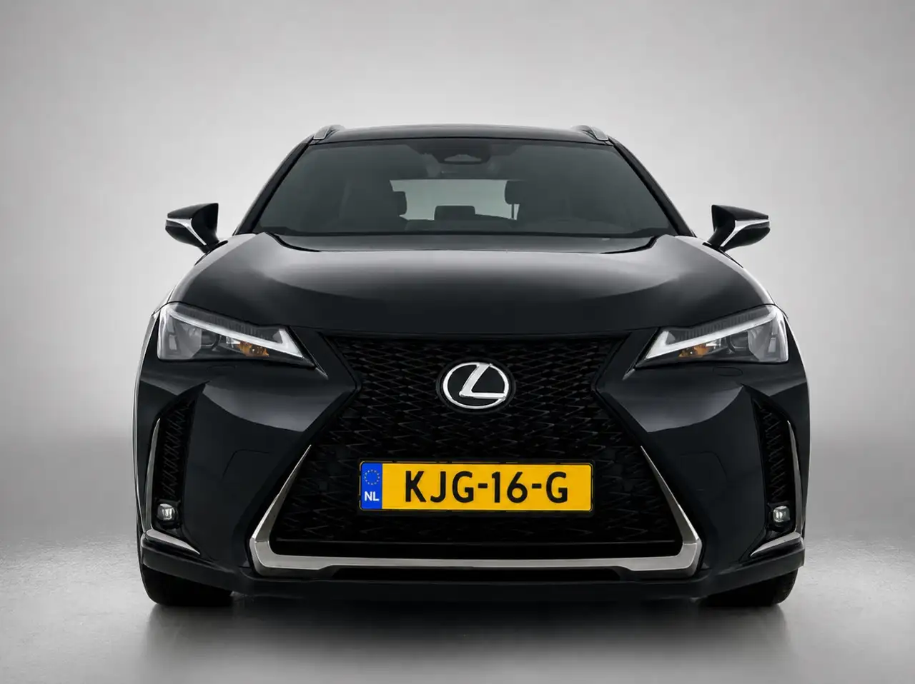 Lexus UX 2026 — фото 11