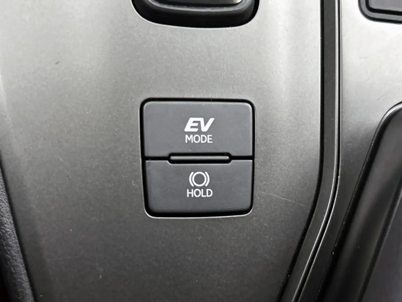 Lexus UX 2026