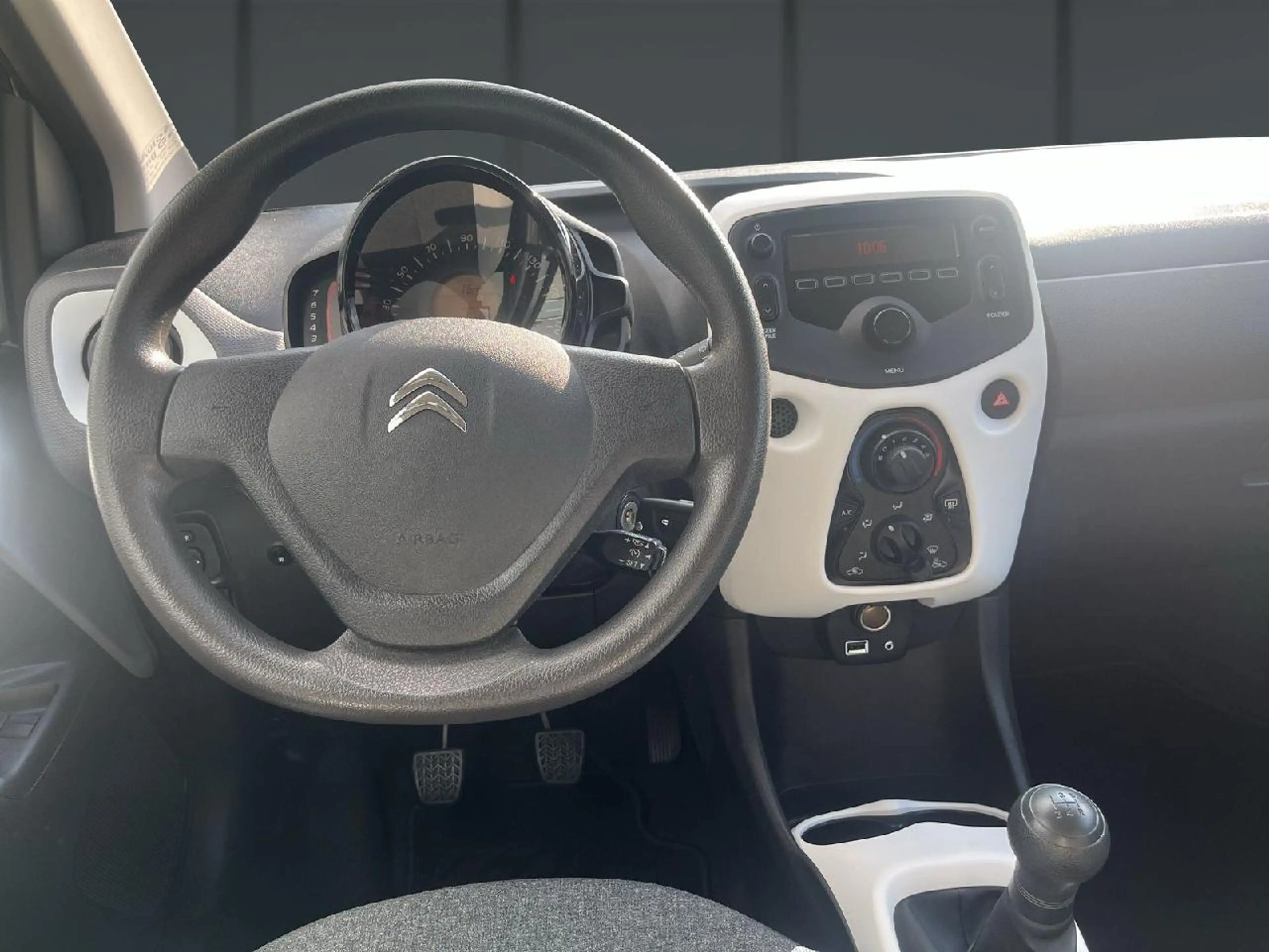 Citroen C1 Feel *PARKSENSOREN HINTEN*KLIMA* — photo 8