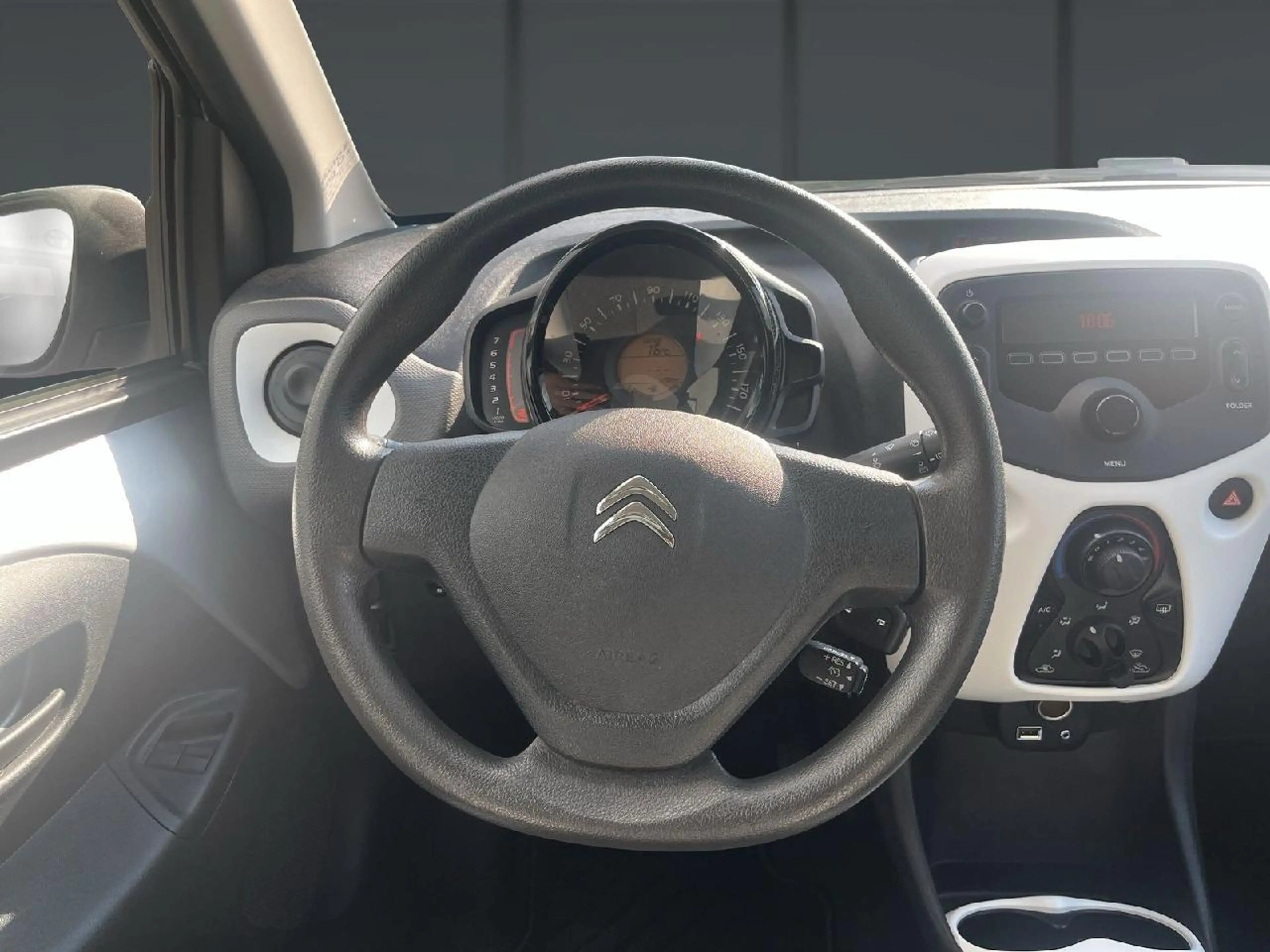 Citroen C1 Feel *PARKSENSOREN HINTEN*KLIMA* — photo 9