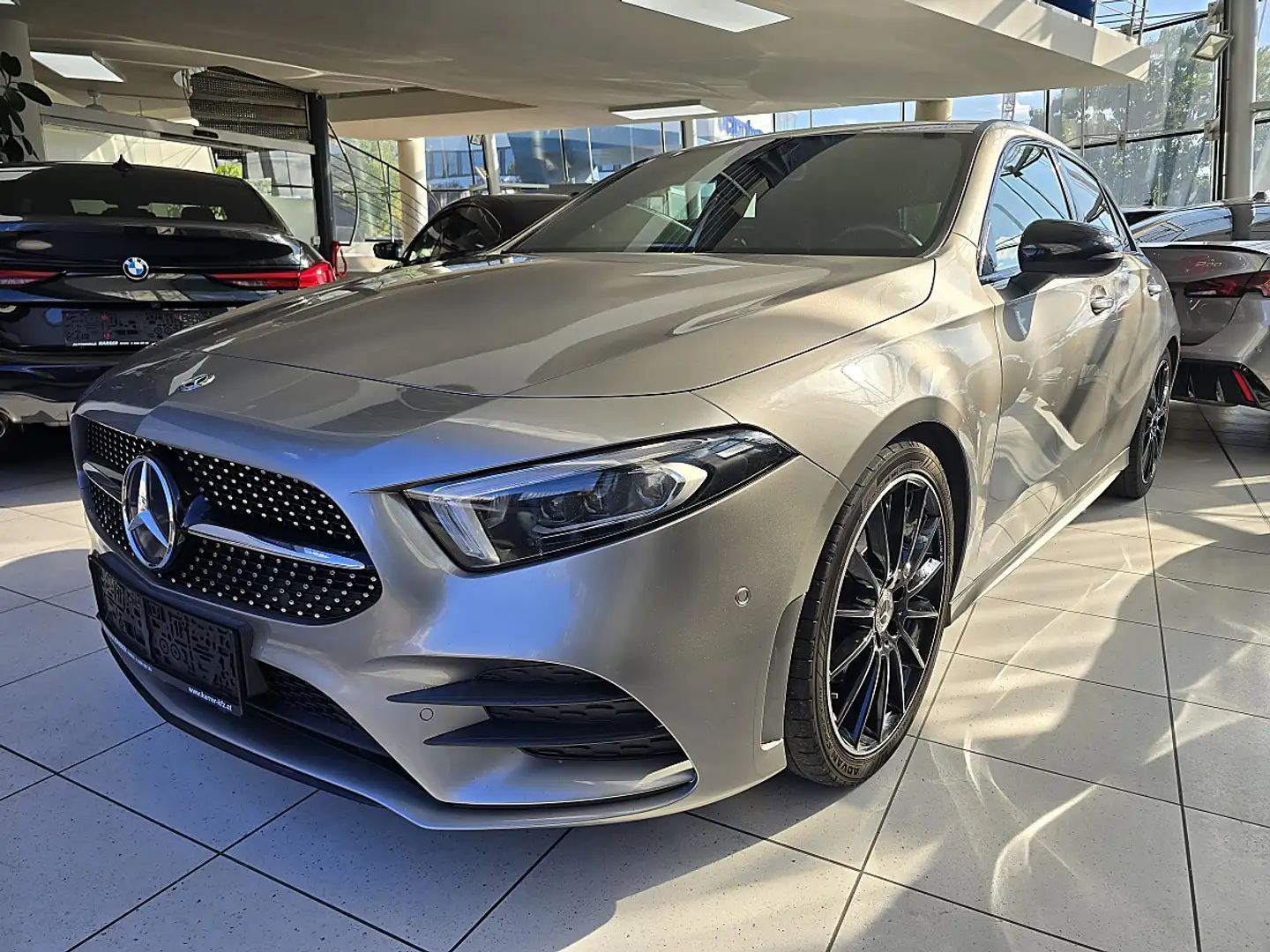 Mercedes-Benz A 200 AMG Line Sportsitze/Teilleder-Alcantara/Rückfah... Silber - 1