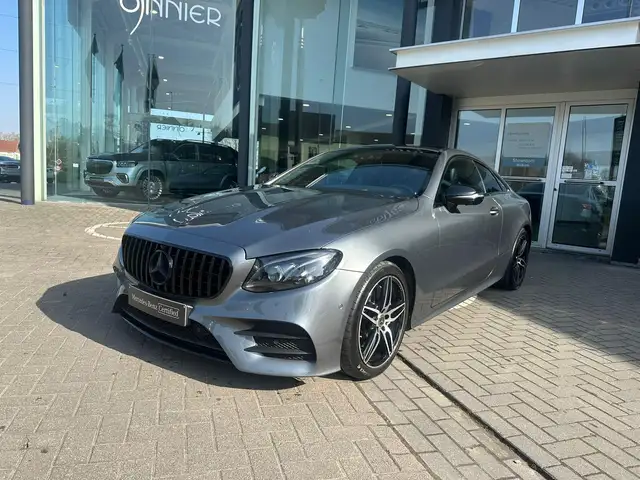 Mercedes-Benz E 220 Coupé E 220d COUPE AMG LINE