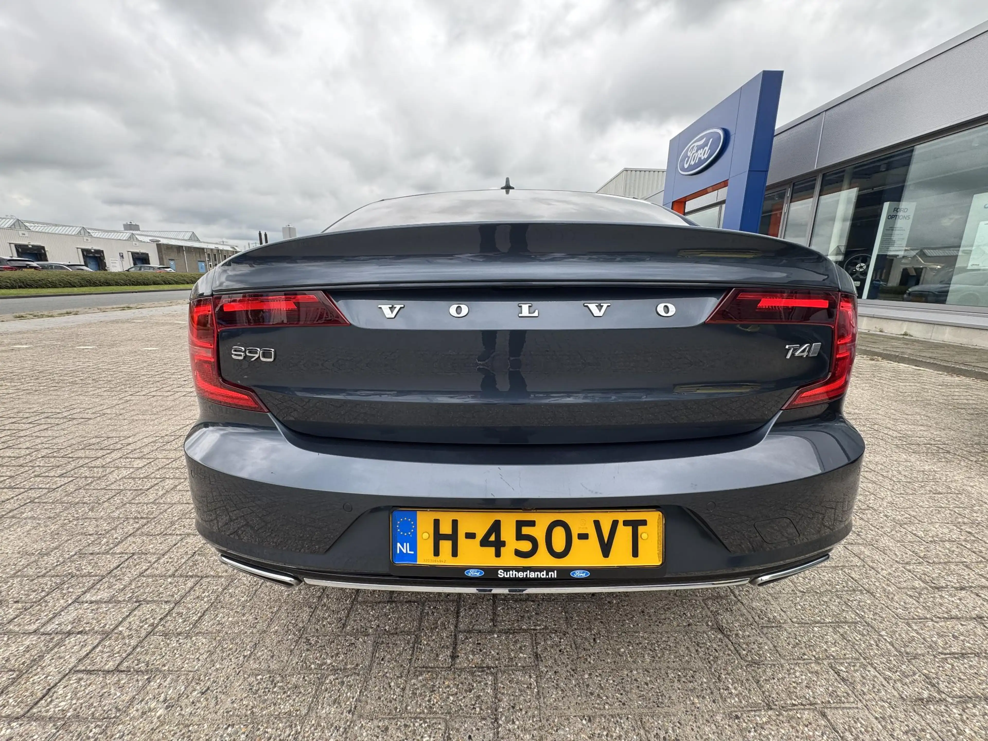 Volvo S90 2.0 T4 Inscription | — photo 3