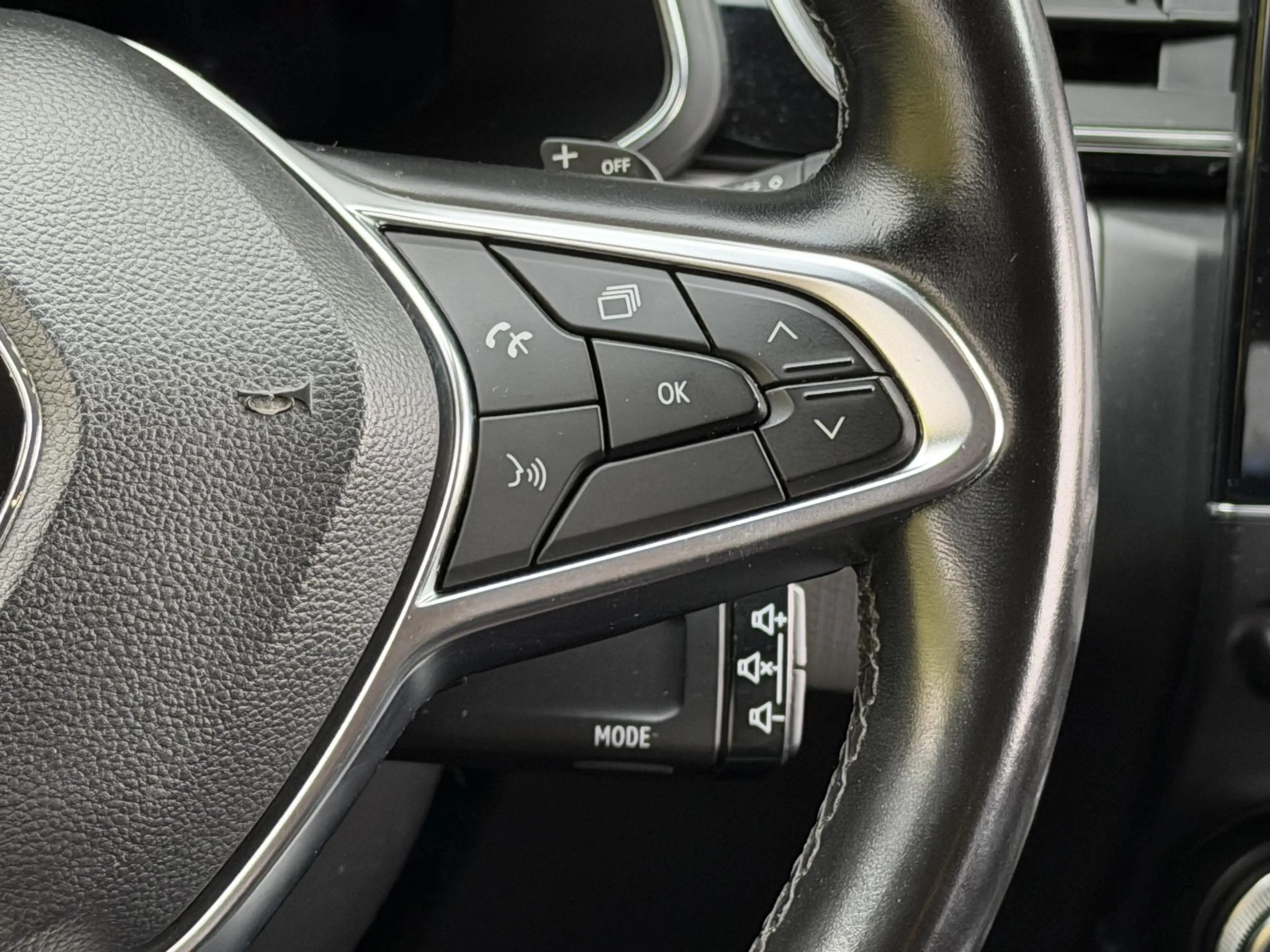 Renault Captur 1.3 TCe 130 Edition One | Dodehoekdetectie | Achte — photo 23
