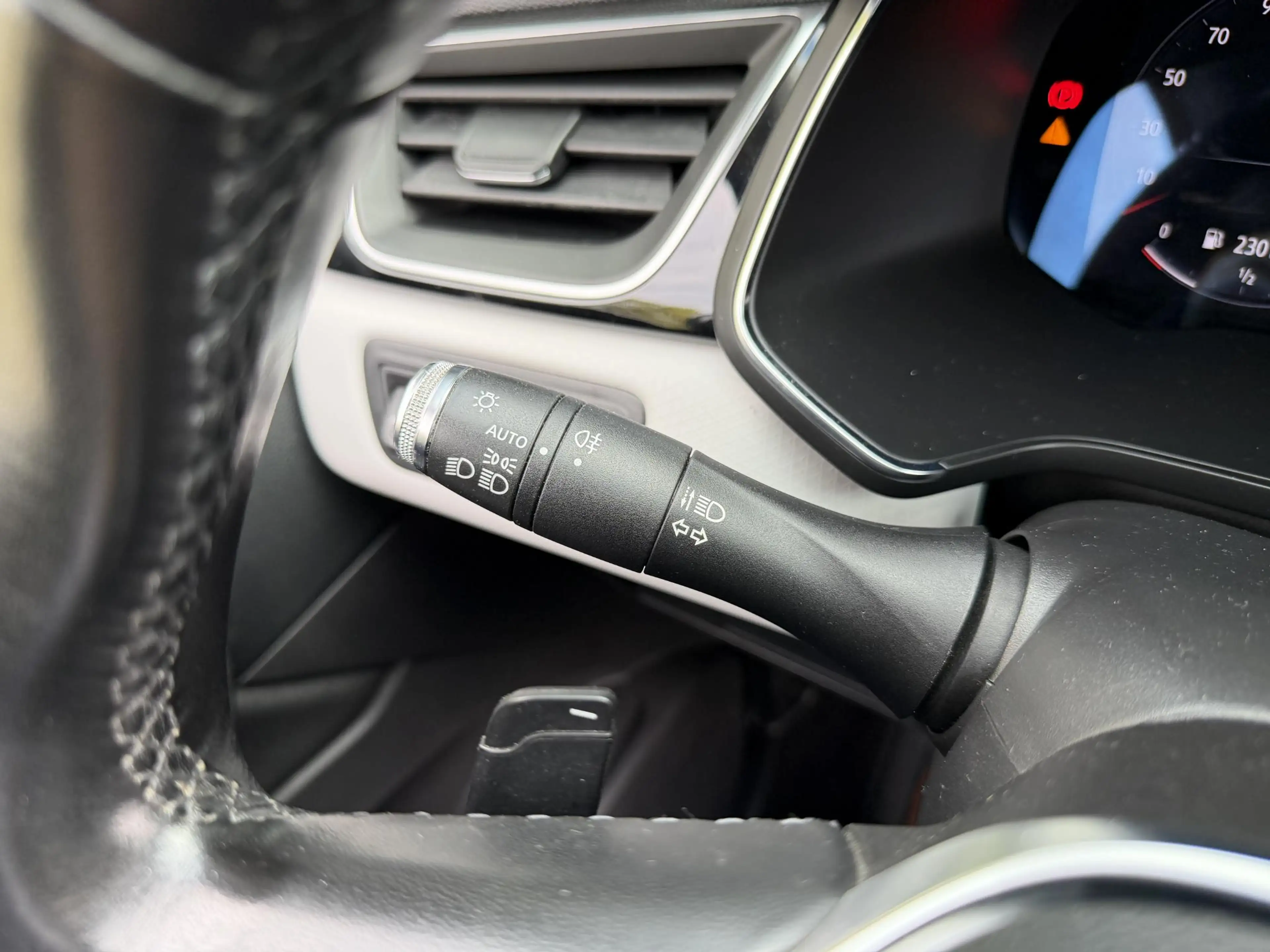 Renault Captur 1.3 TCe 130 Edition One | Dodehoekdetectie | Achte — photo 21