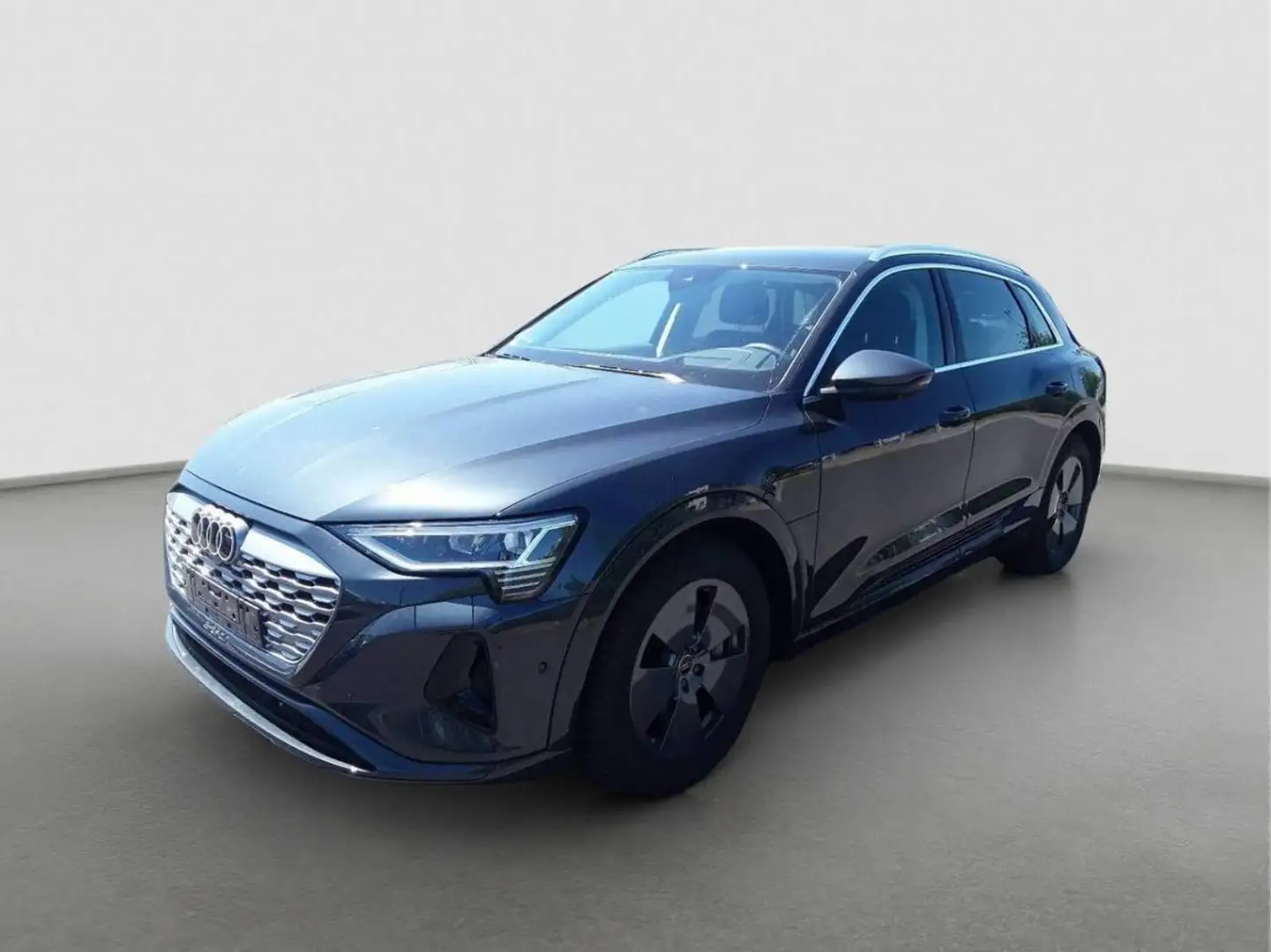 Audi Q8 e-tron ADVANCED 55 NP:110tEUR! B&O.MATRIX.ACC.HuD Grau - 2