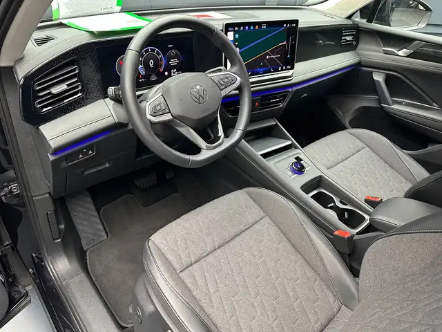 Volkswagen Tiguan view 15