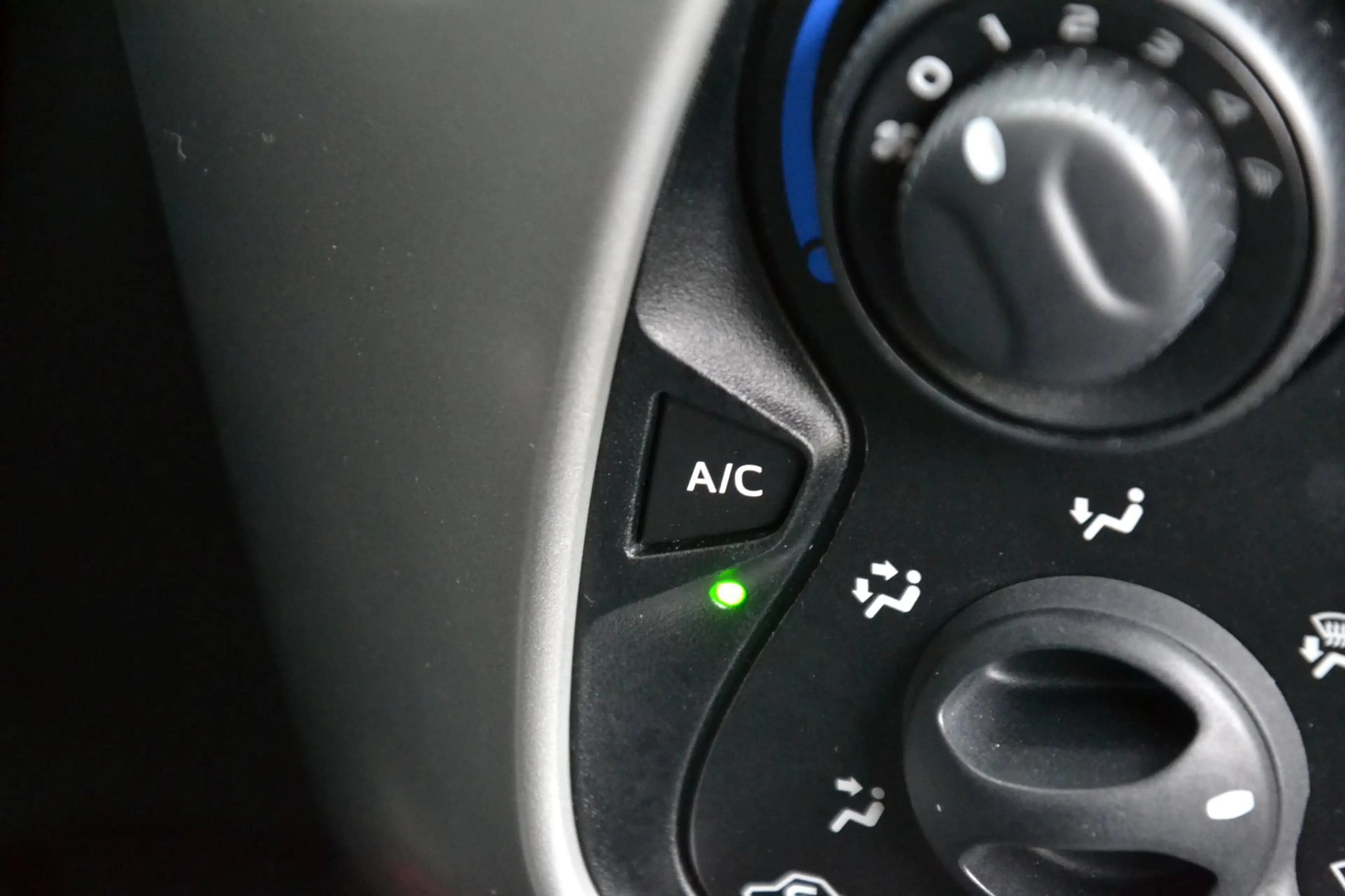 Toyota Aygo 1.0 VVT-i x 5-Deurs 6 Maanden Garantie! | Camera | — photo 14