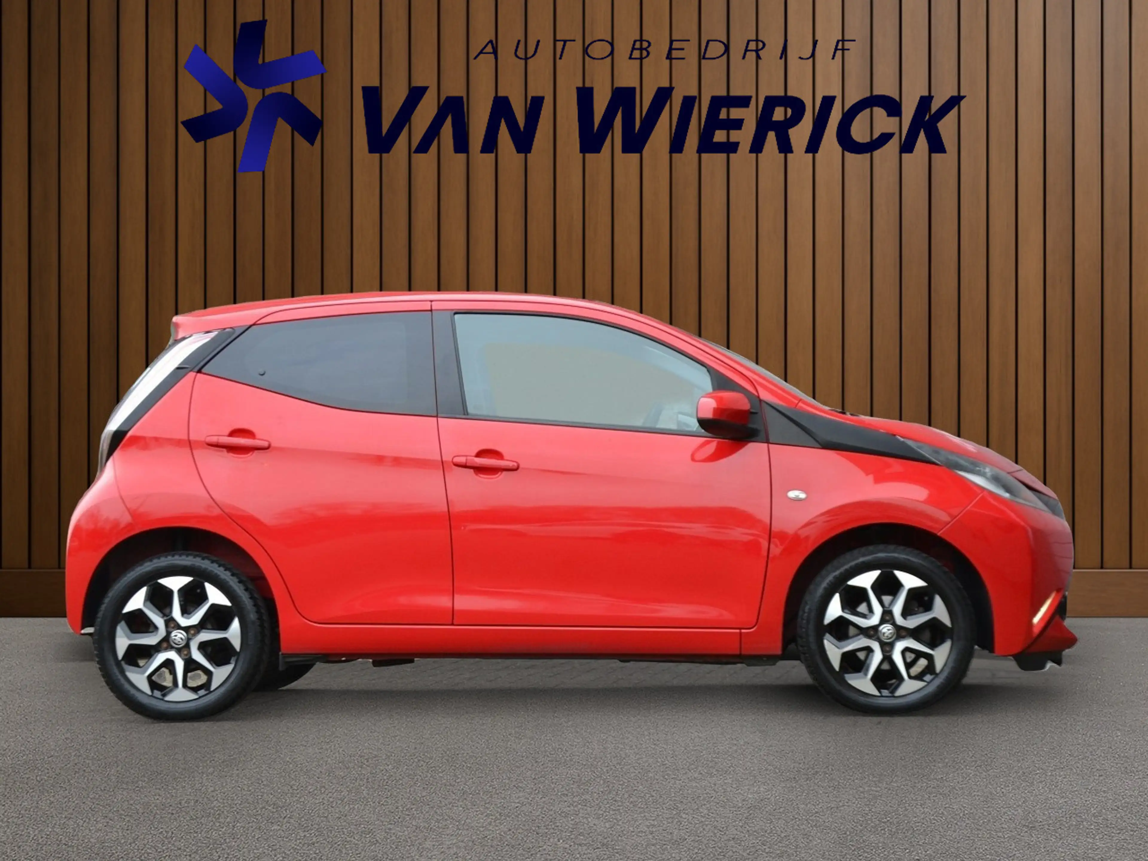 Toyota Aygo 1.0 VVT-i x 5-Deurs 6 Maanden Garantie! | Camera | — photo 3