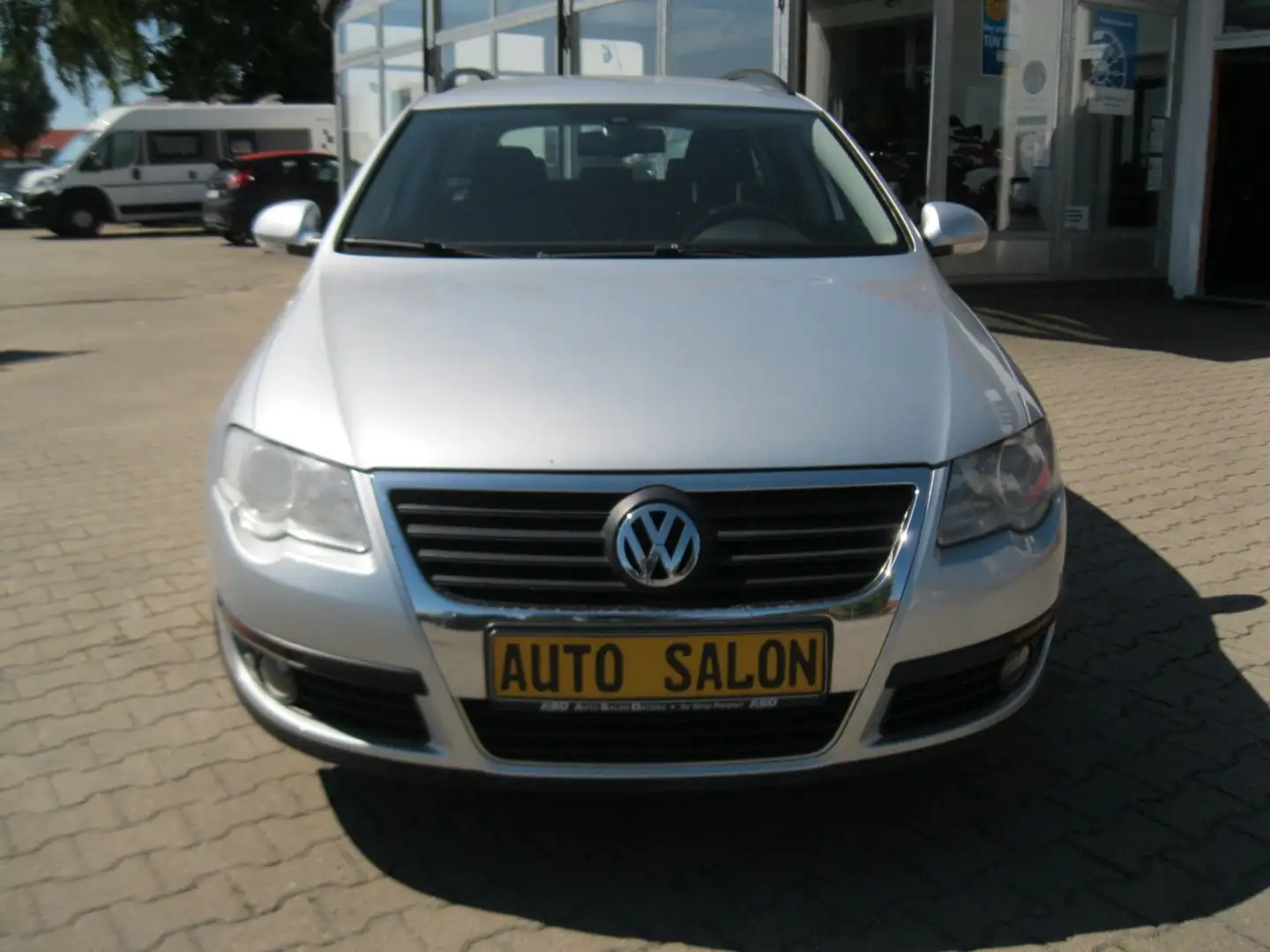 Volkswagen Passat Variant 1.9 TDI Trendline Plateado - 2