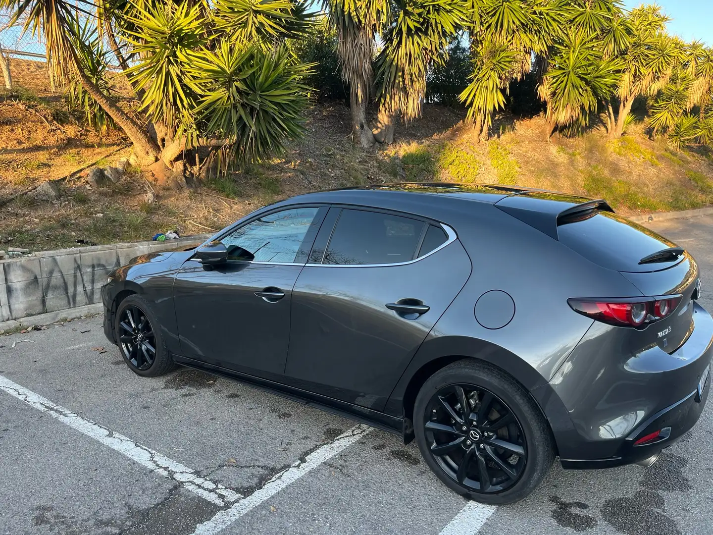Mazda 3 Mazda3 Sedán 2.0 e-Skyactiv-X Zenith Safety Black Gri - 2