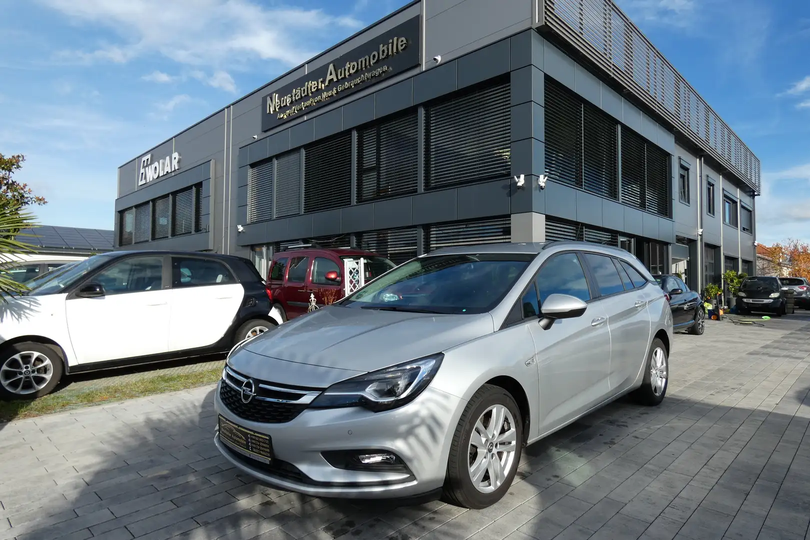 Opel Astra Business Start/Stop Gris - 1