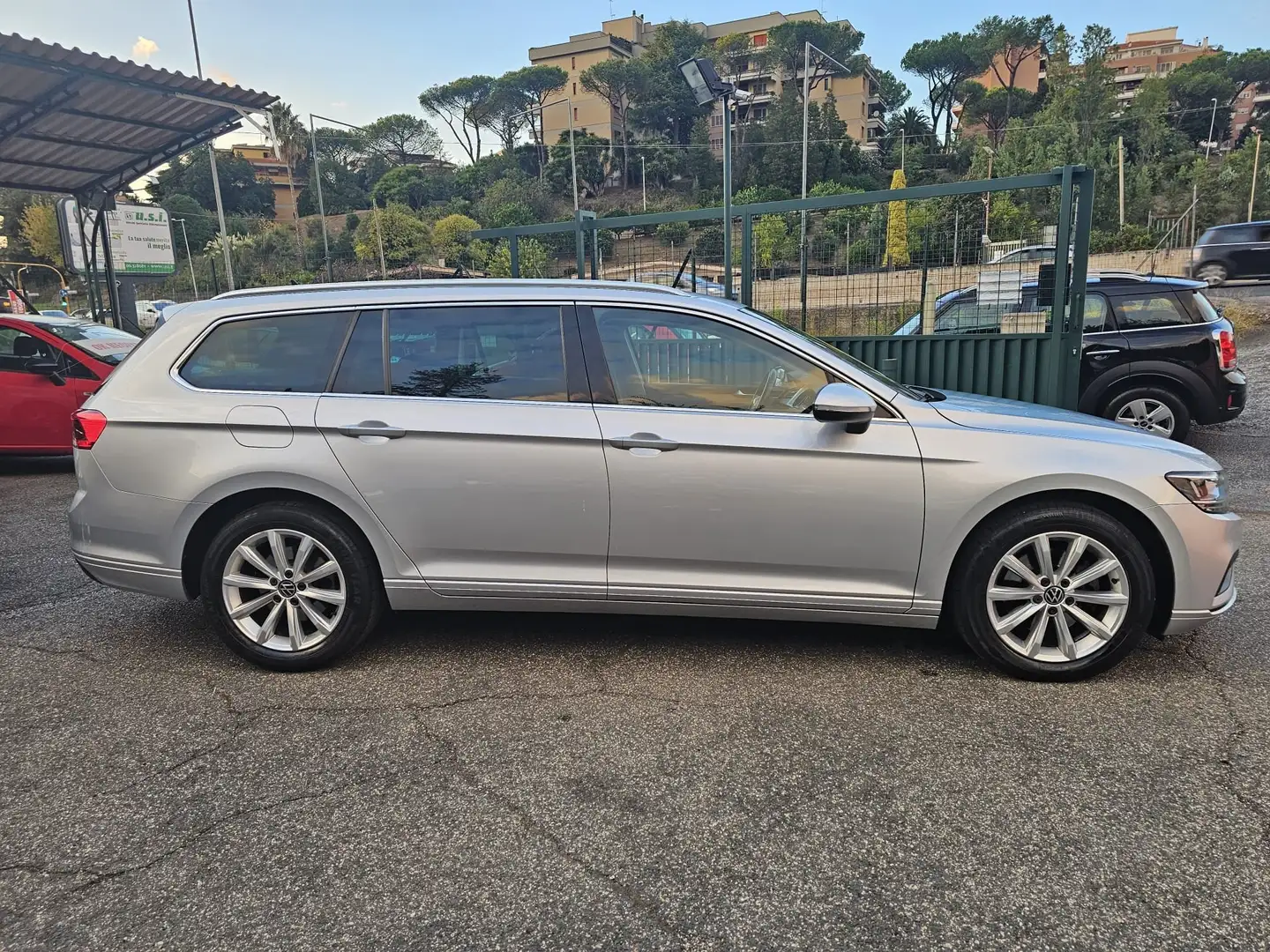 Volkswagen Passat Variant Passat VIII 2.0 tdi Business 122cv dsg Argento - 2