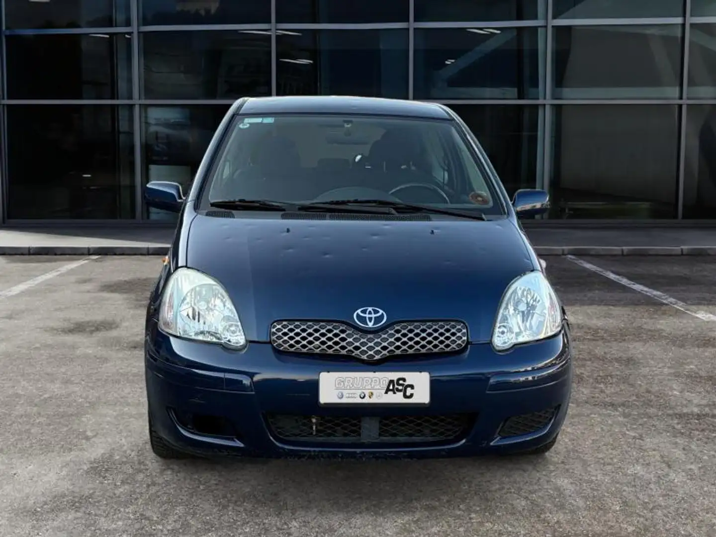 Toyota Yaris Yaris 3p 1.0 BENZ 65 CV Sol OK NEOPATENTATI Blu/Azzurro - 2