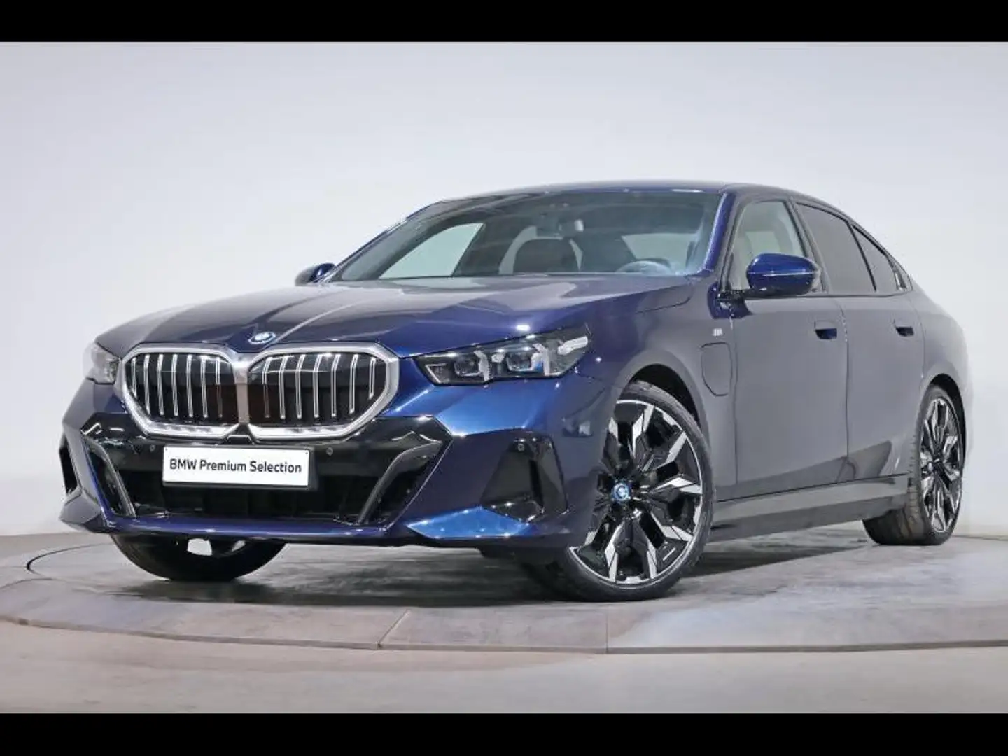 BMW 530 e Berline Kit M Sport Bleu - 1