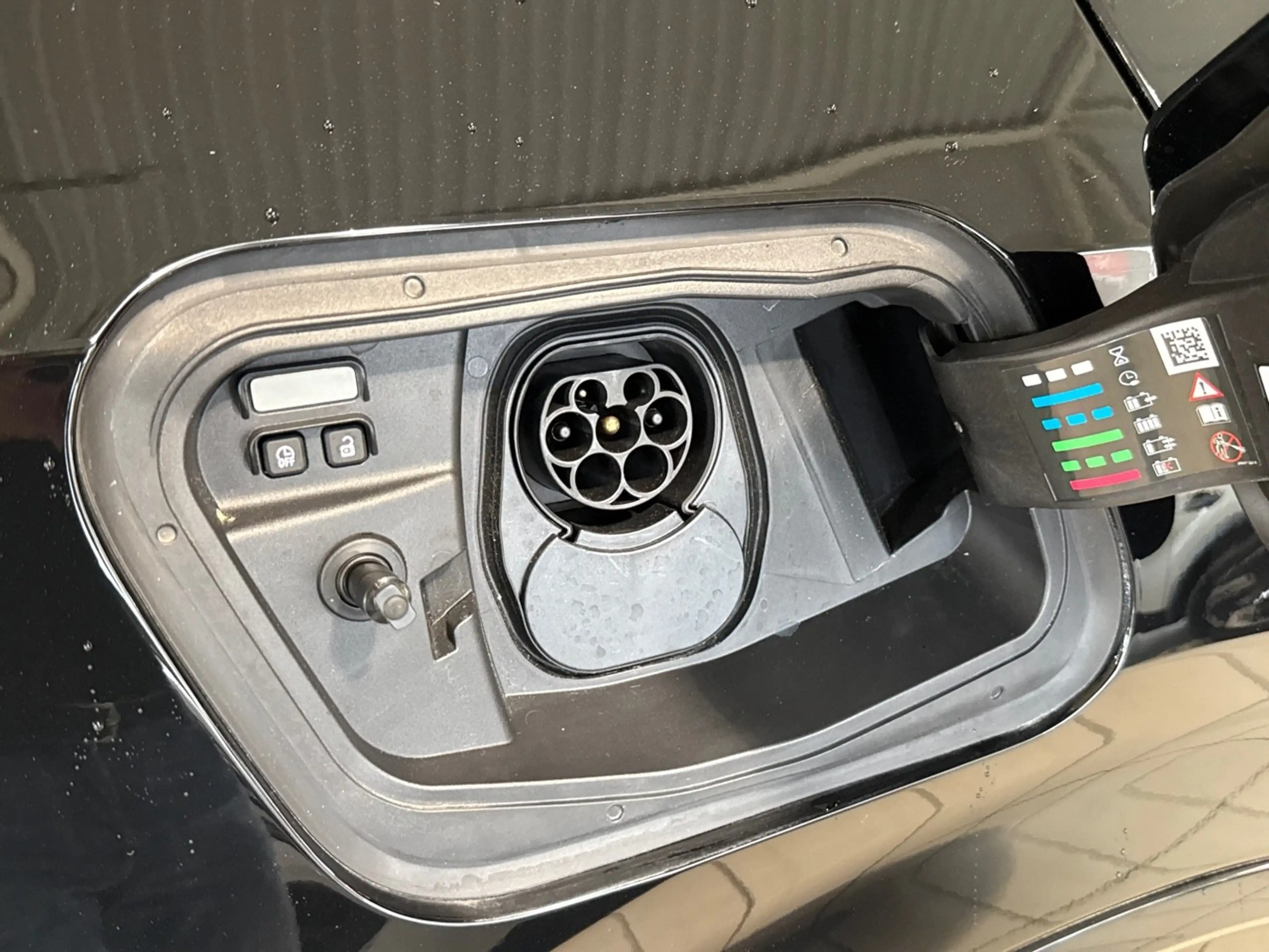 Renault Rafale 1.2 E-Tech 4x4 plug-in hybrid 300 atelier Alpine 2 — photo 14