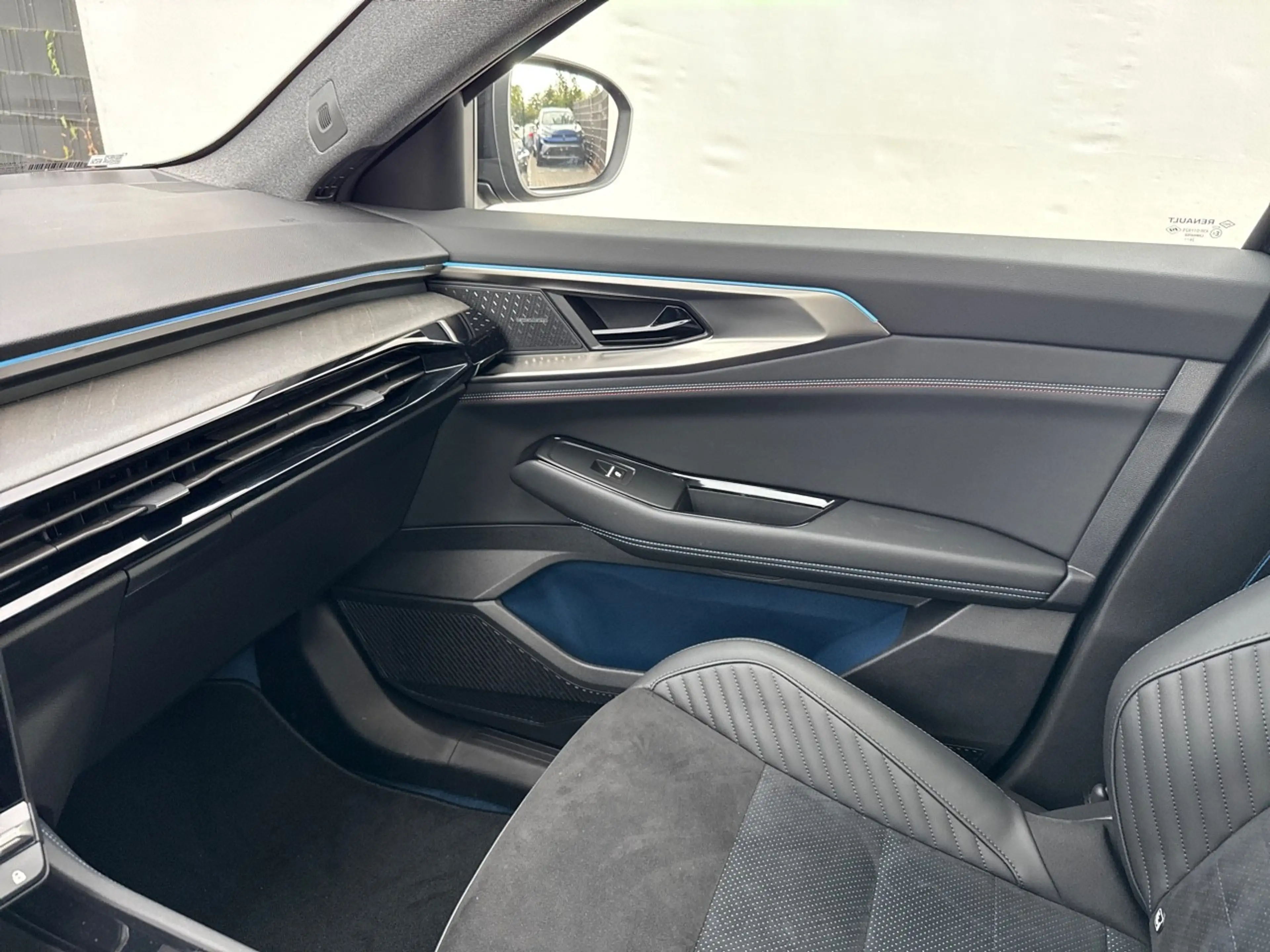 Renault Rafale 1.2 E-Tech 4x4 plug-in hybrid 300 atelier Alpine 2 — photo 9