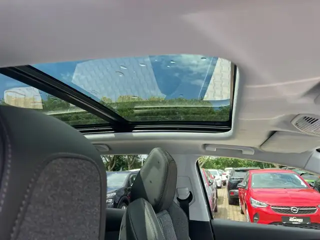 Peugeot 3008 view 10