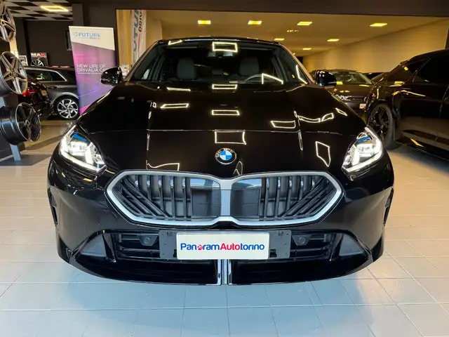 BMW 1 Series view 2