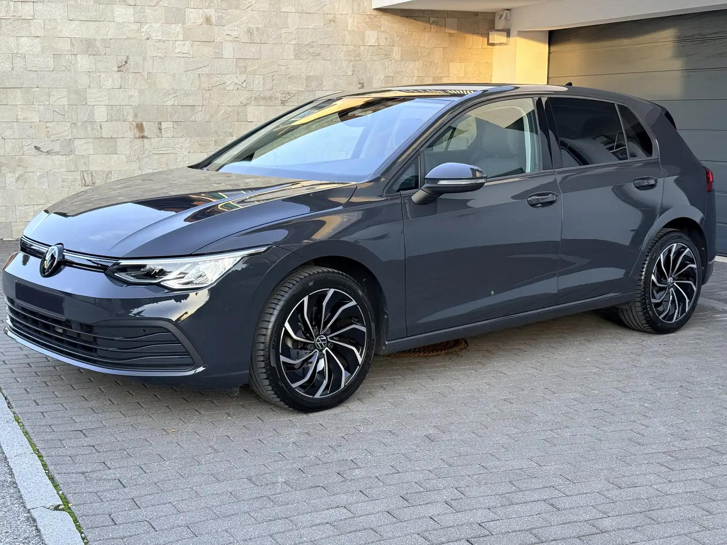 Volkswagen Golf Life 1.5 TSI 131 PS  "VIRTUAL COCKPIT,LED,ACC" Grau - 1