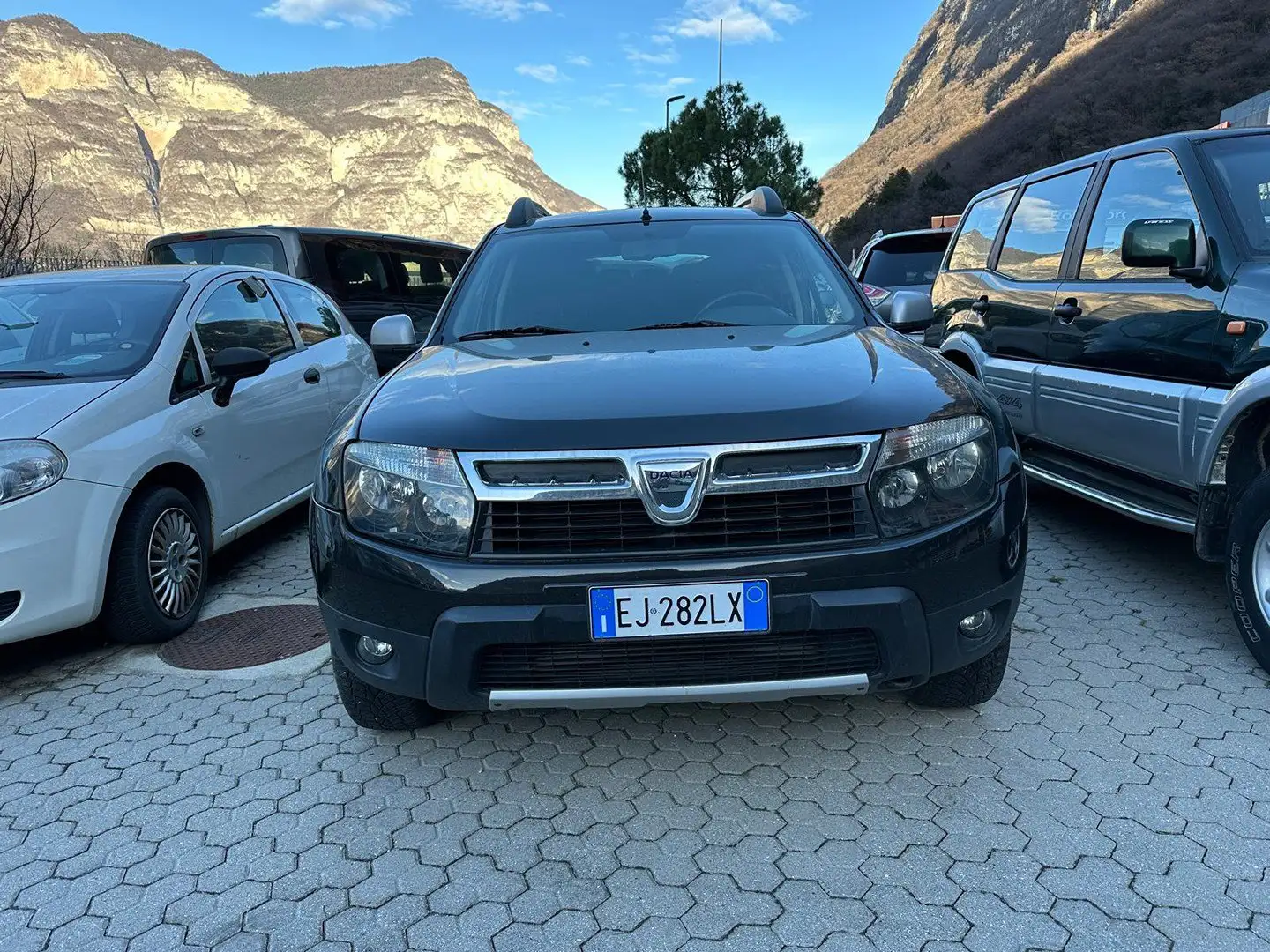 Dacia Duster 1.5 dCi 110cv Laureate 4x4 2004885 Schwarz - 2
