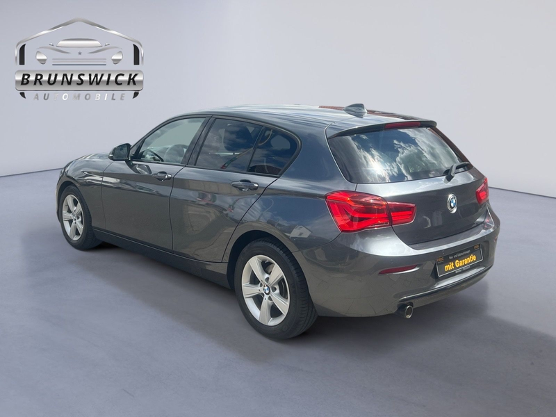 BMW 118 i Sport Line*Automatik*LMF*PDC*SHZ*MFL*NAV* — photo 4