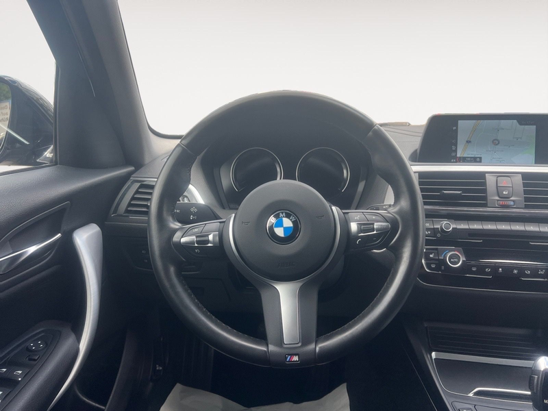 BMW 118 i Sport Line*Automatik*LMF*PDC*SHZ*MFL*NAV* — photo 14