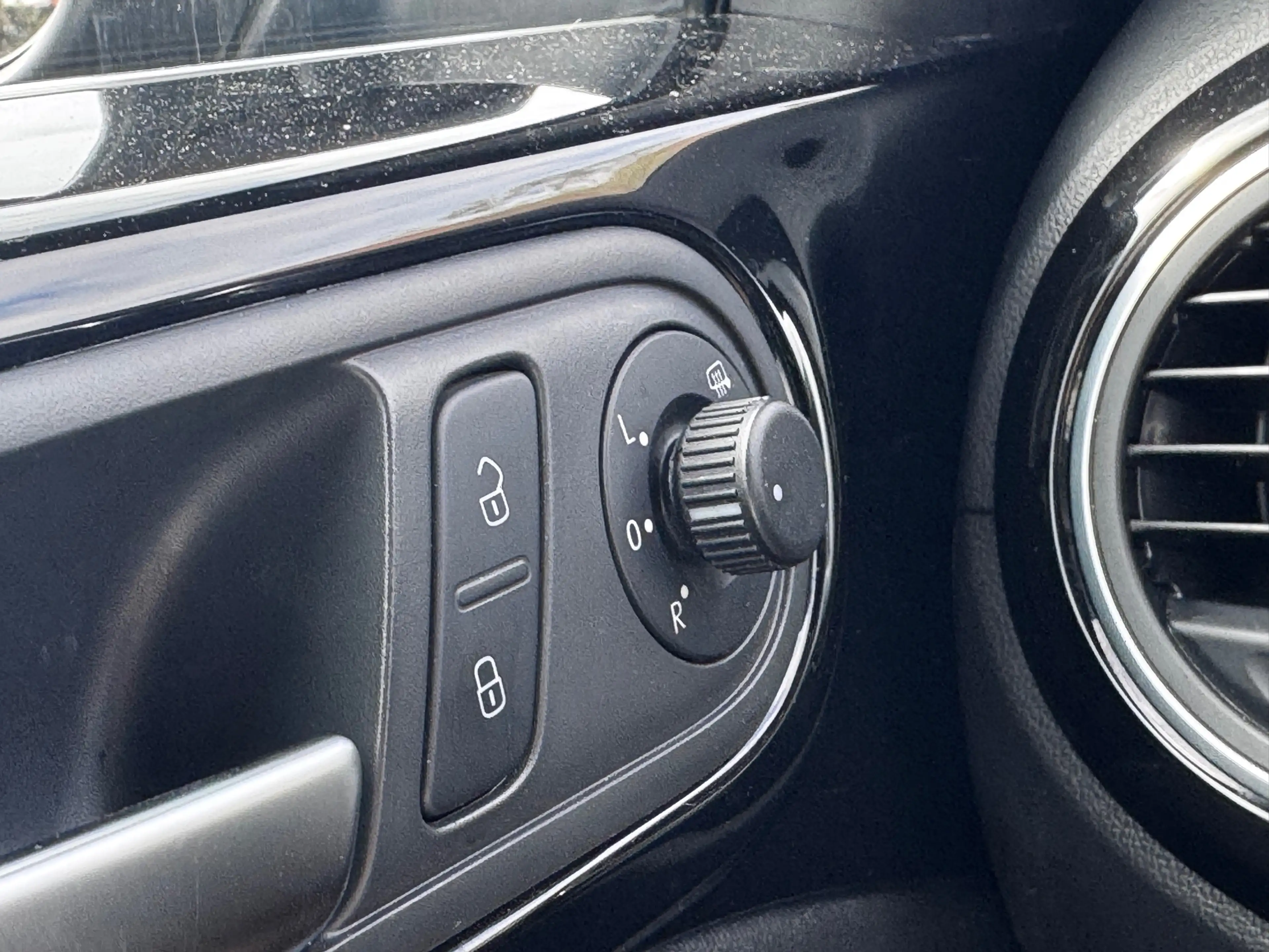 Volkswagen Beetle 1.2 TSI R-line Retro Cruise Clima 105 PK — photo 15