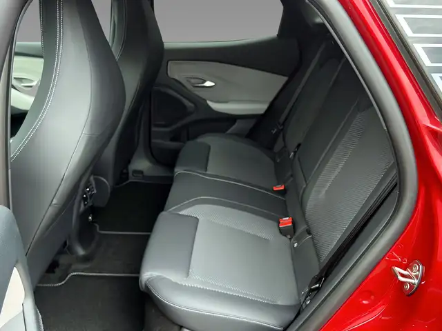Ford Explorer view 10