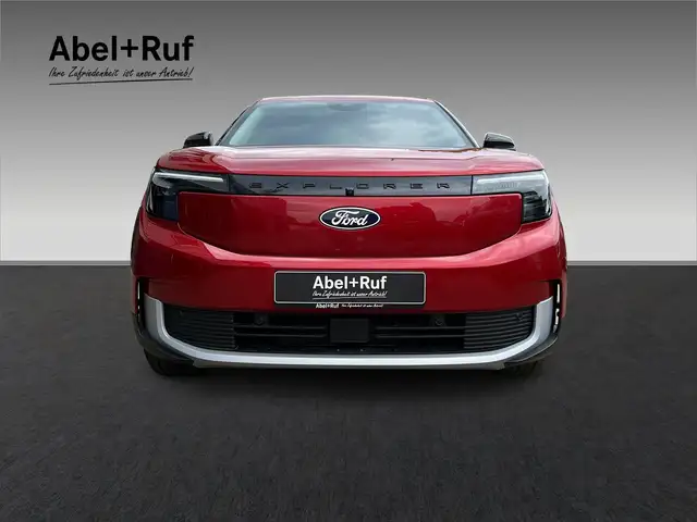 Ford Explorer view 2