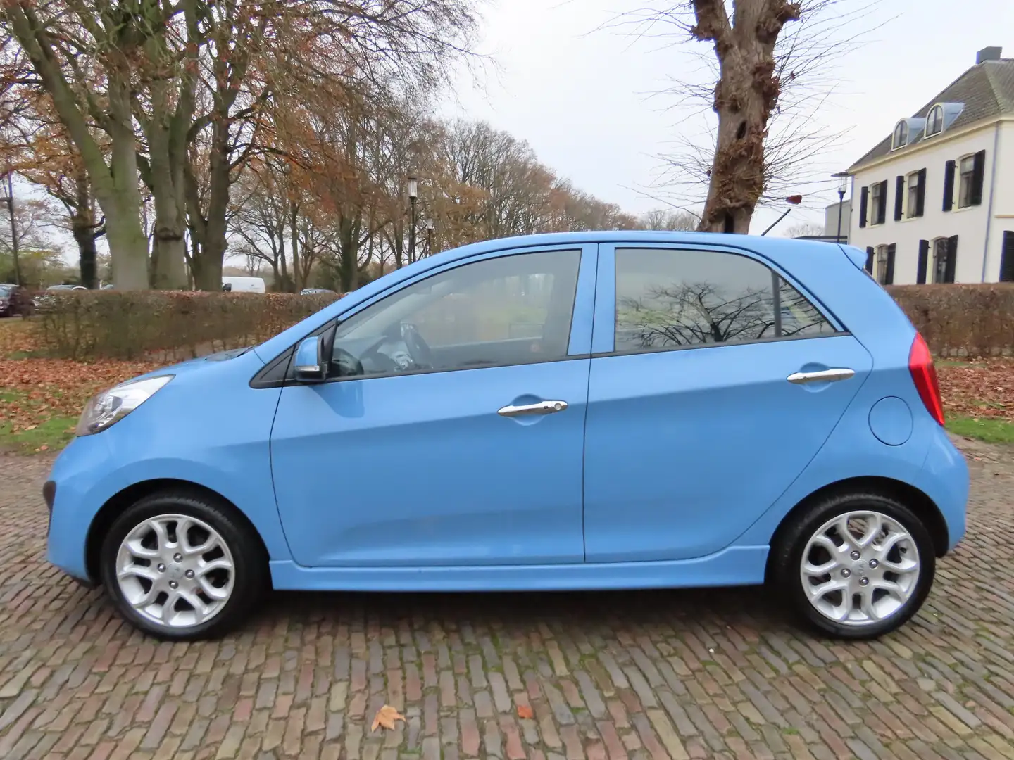 Kia Picanto 1.0 CVVT Comfort Pack Climate Control 5 Drs Keyles Blau - 2
