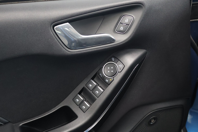 Ford Fiesta 1.5 EcoB. ST-3 200pk | Panoramadak | B&O | LSD | W — photo 17