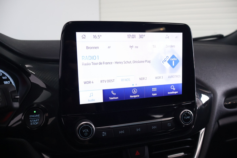 Ford Fiesta 1.5 EcoB. ST-3 200pk | Panoramadak | B&O | LSD | W — photo 24