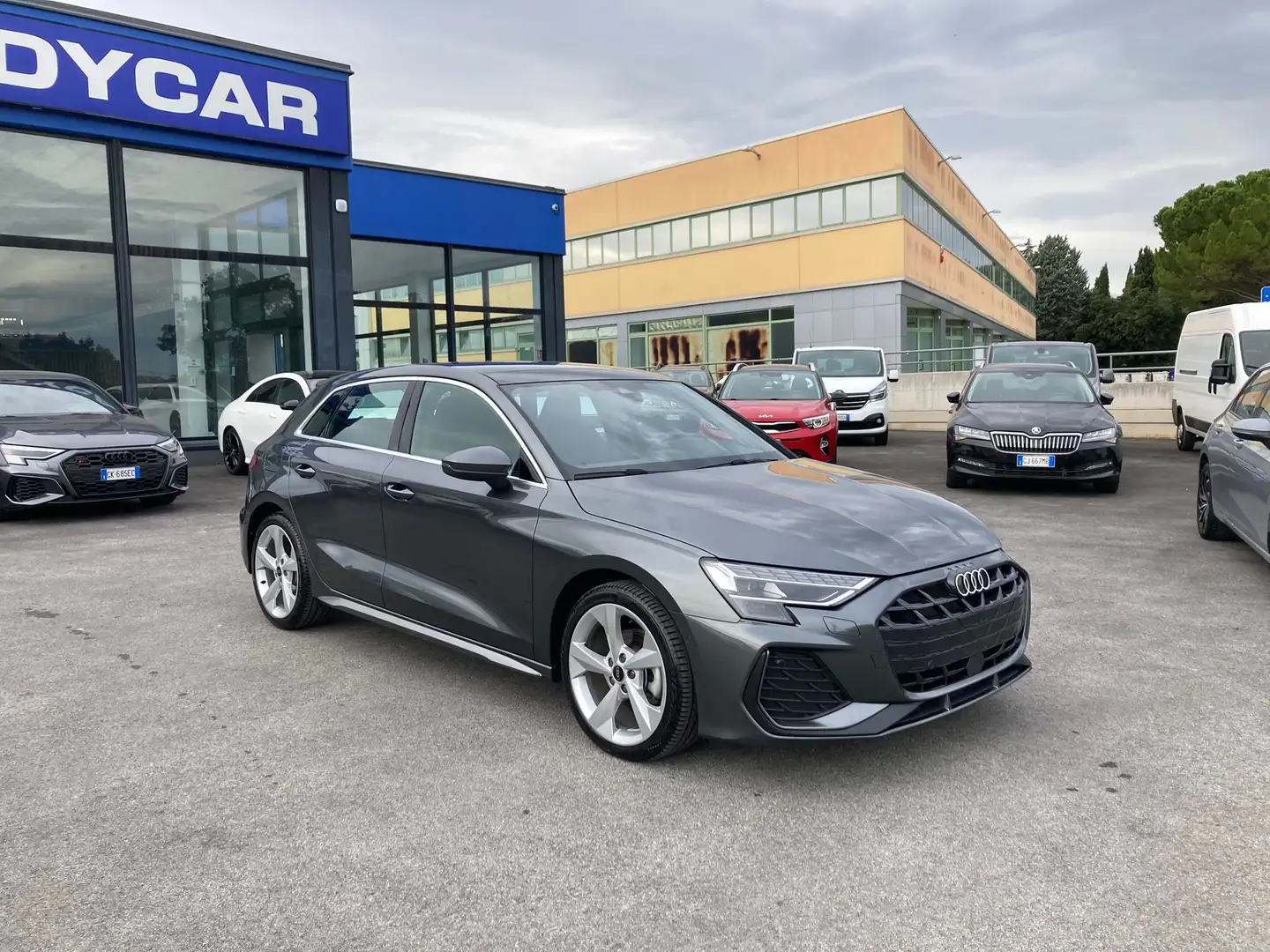 Audi A3 Sportback 35 2.0 tdi S line Edition s-tronic Grigio - 2