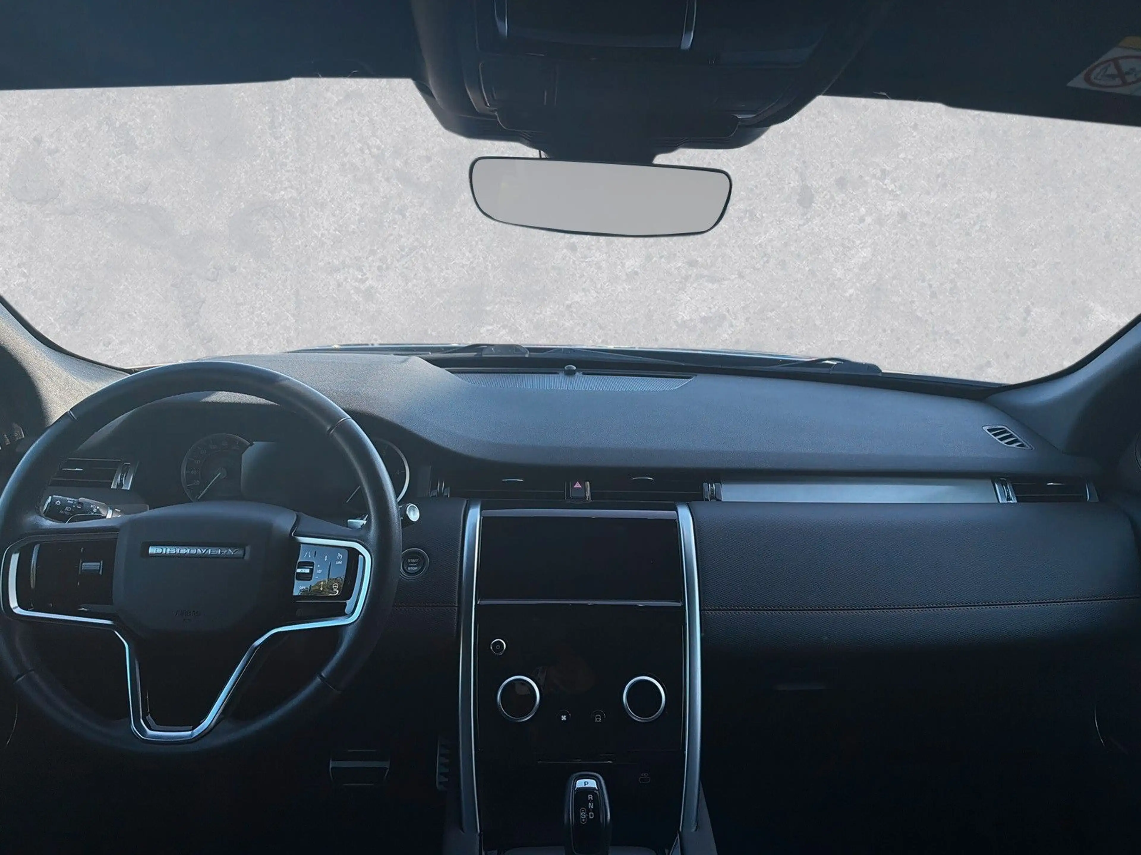 Land Rover Discovery Sport D200 AWD R-Dynamic SE AHK — photo 4
