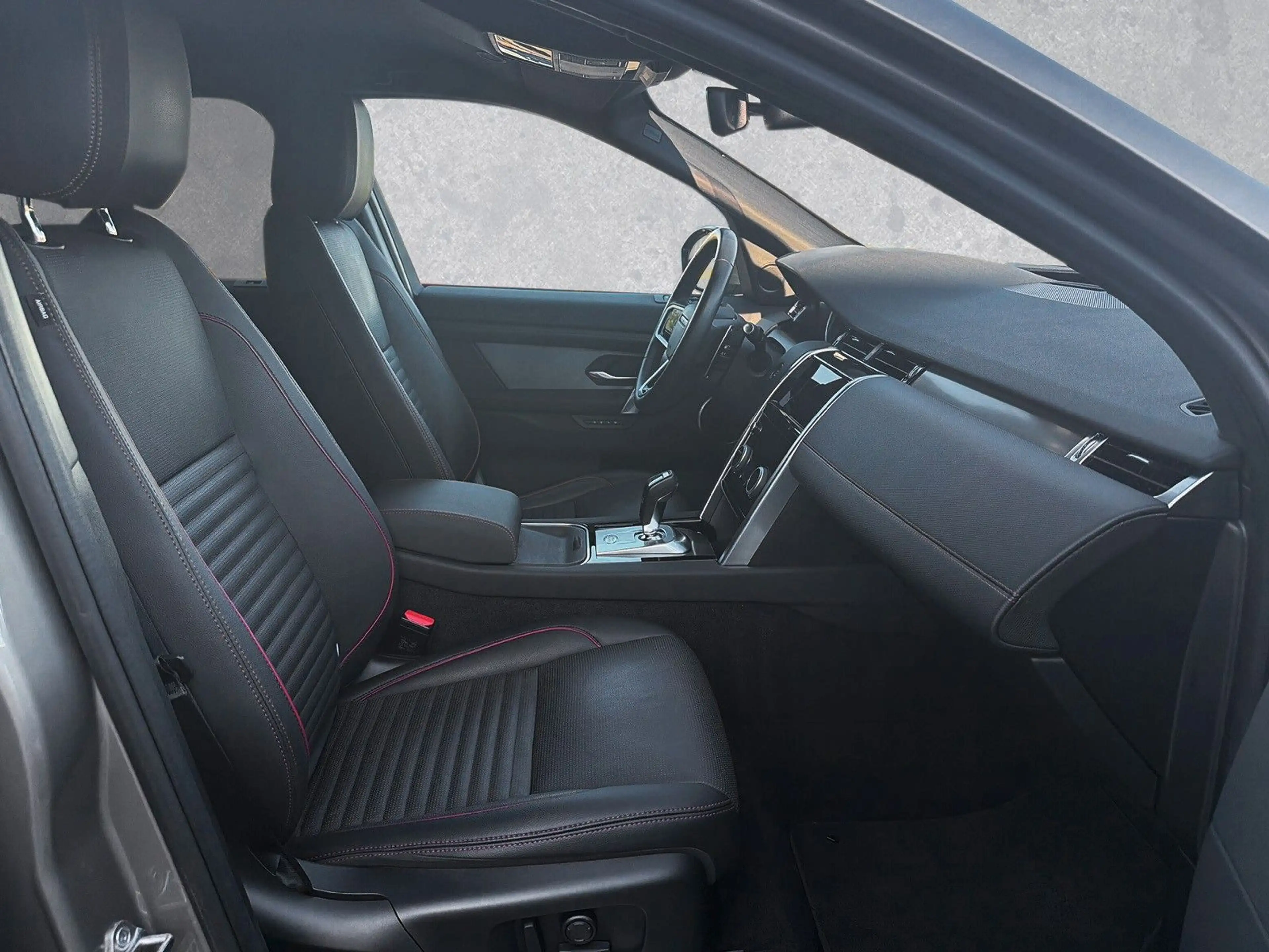 Land Rover Discovery Sport D200 AWD R-Dynamic SE AHK — photo 3