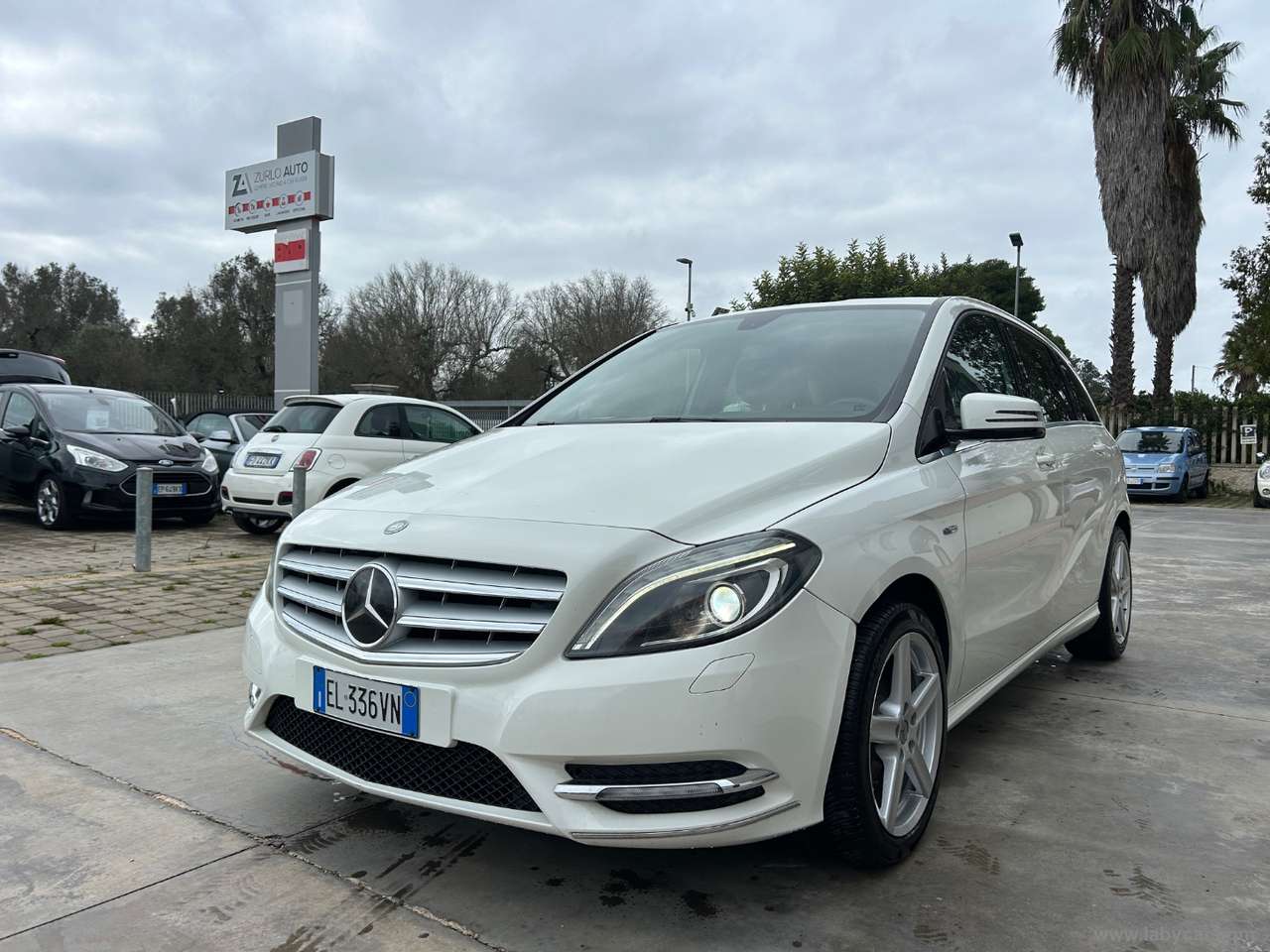 Mercedes-Benz B 180 B 180 CDI BlueEFFICIENCY Premium
