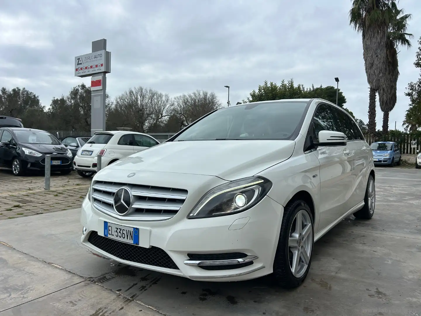 Mercedes-Benz B 180 B 180 CDI BlueEFFICIENCY Premium Bianco - 1