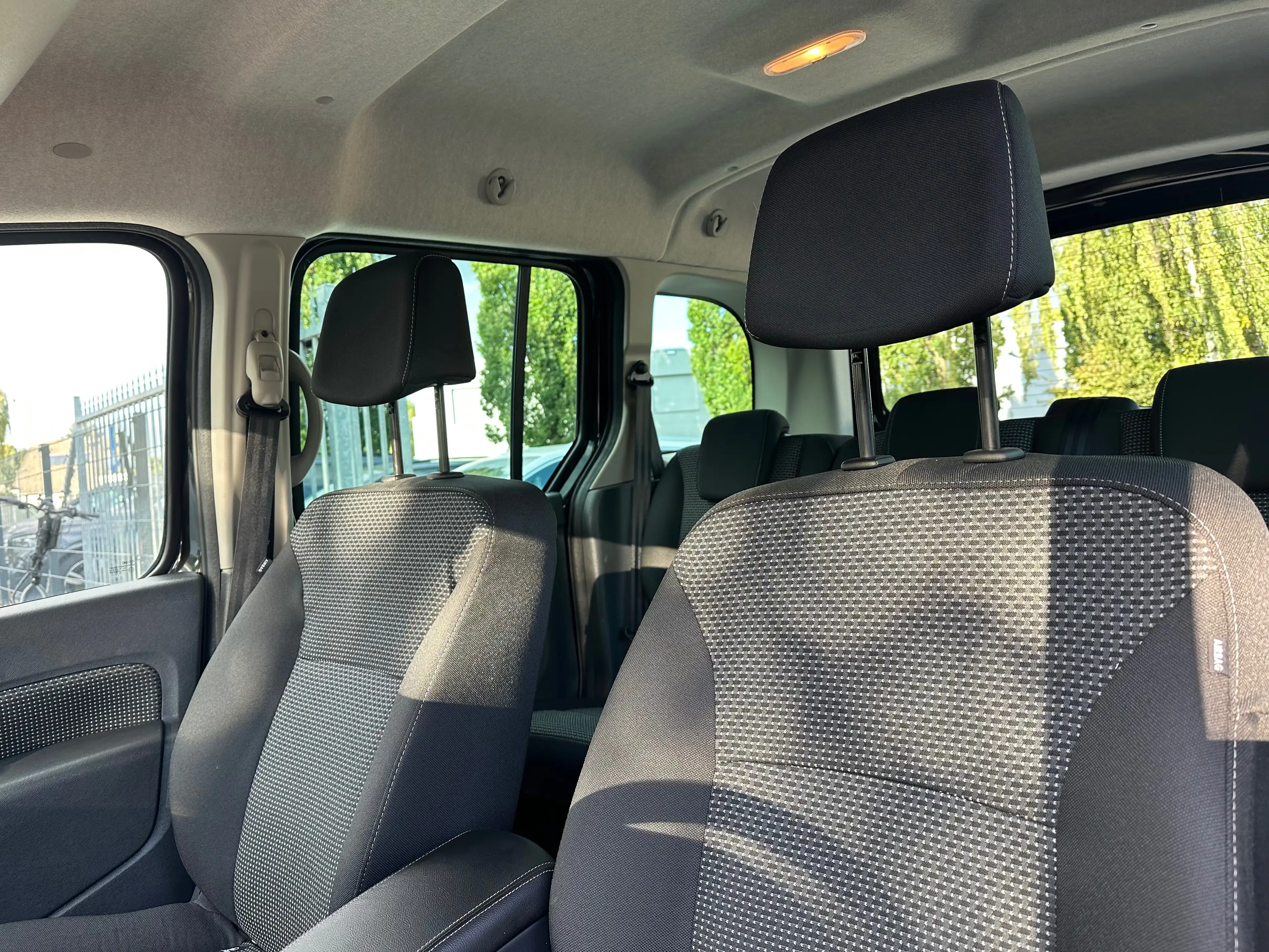Mercedes-Benz Citan 112 lang (A2) Tourer Edition,40000 TKM,2xSCHIEBETÜR,6.GANG,AHK — photo 15