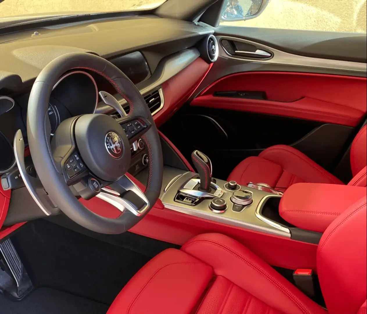 Alfa Romeo Giulia Giulia 2023 2.0 t Veloce Q4 280cv auto Nero - 2