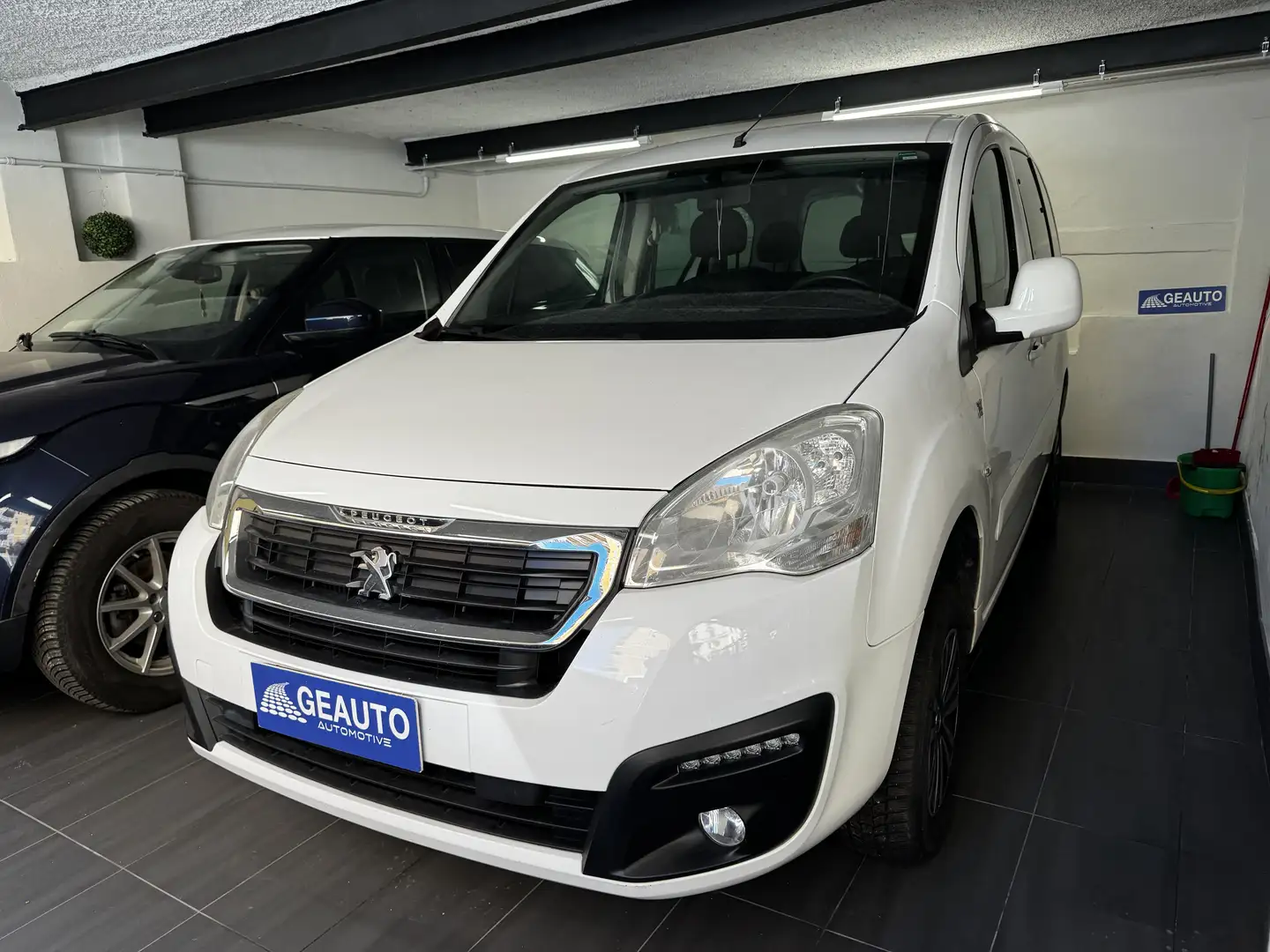 Peugeot Partner 1.6HDI DANGEL Active traction control 4x4 ALL-ROAD Bianco - 2