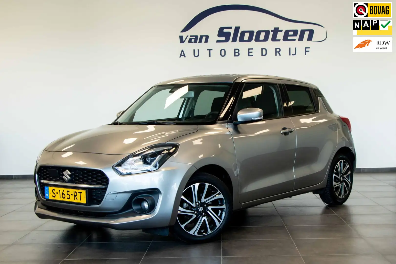 Suzuki Swift 1.2 Style Smart Hybrid| Navi| Adaptive Cruise Grijs - 1