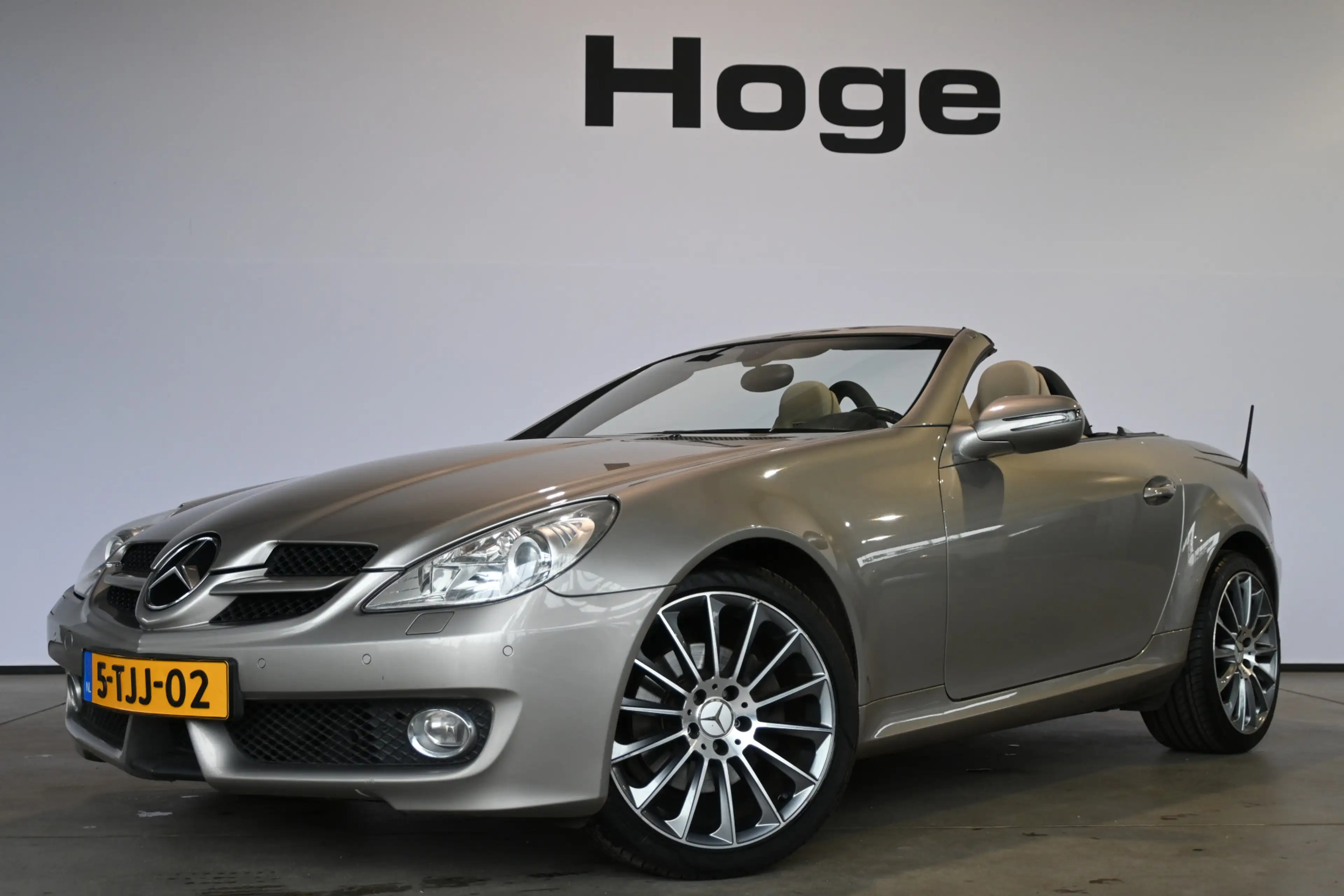 Mercedes-Benz SLK 200 K. Clima Cruise Leder Xenon PDC Navigatie Stoelver