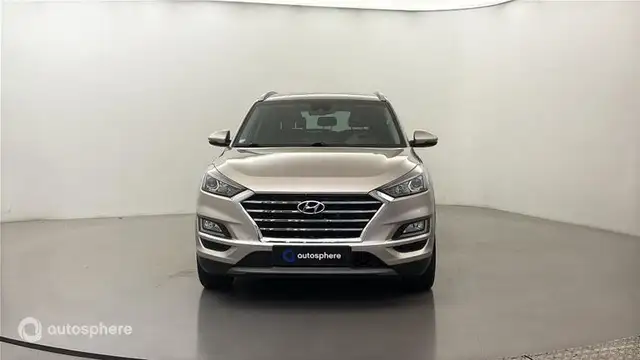 Hyundai Tucson view 2