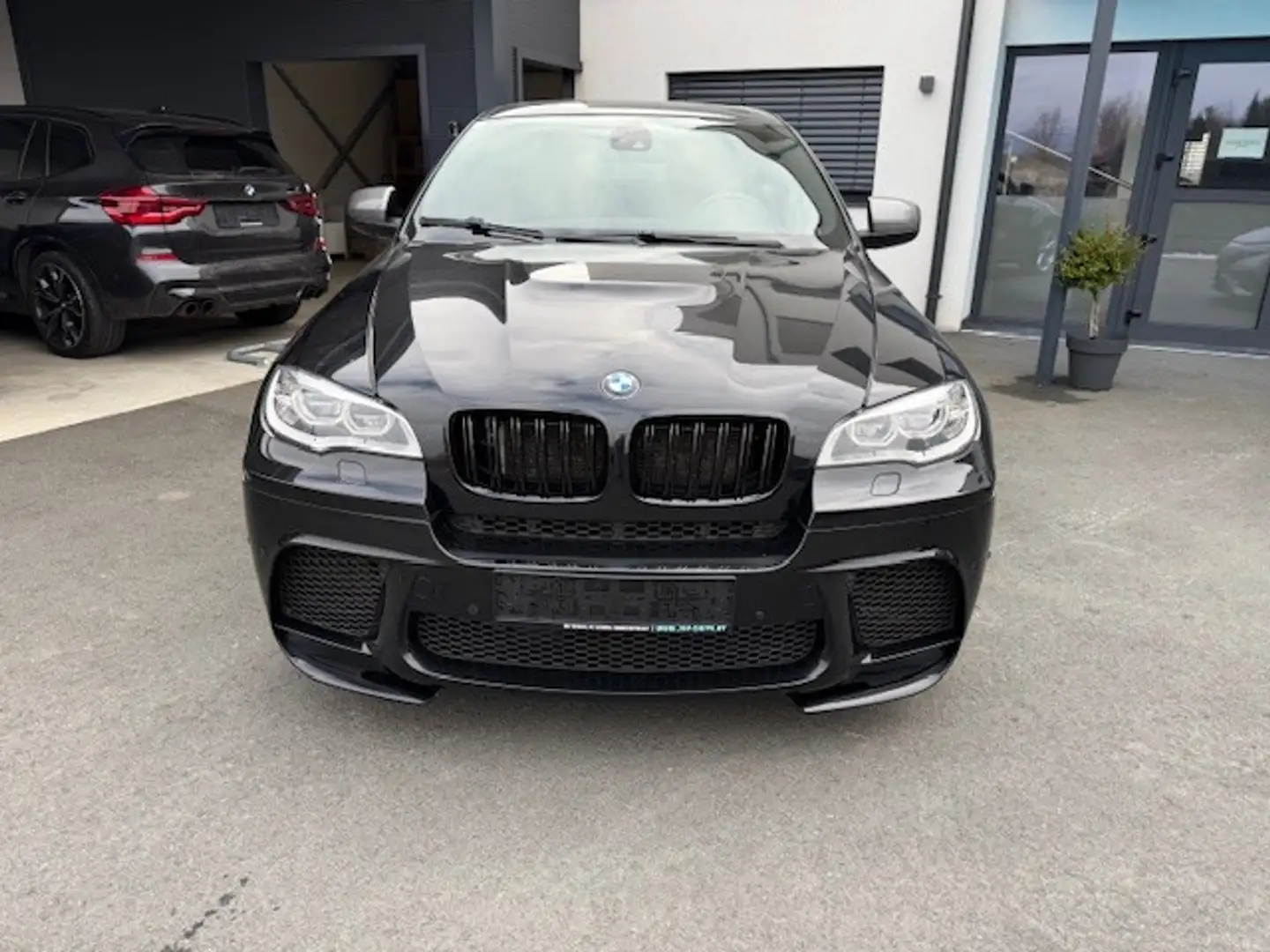 BMW X6 M 50d Österreich-Paket Aut. Schwarz - 2