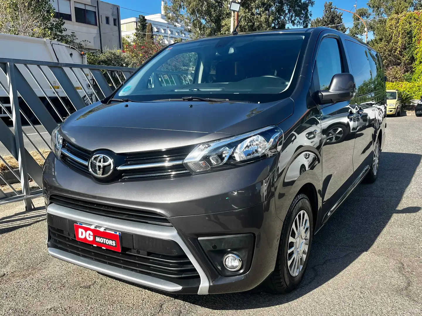 Toyota Proace Grigio - 1