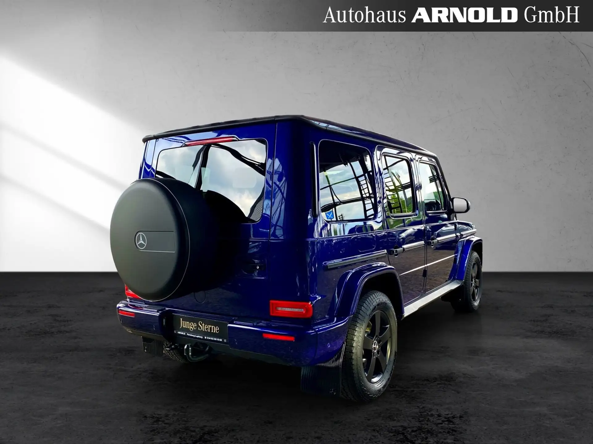 벤츠 Mercedes-Benz G-Class G 400 2023 파랑 사진 5